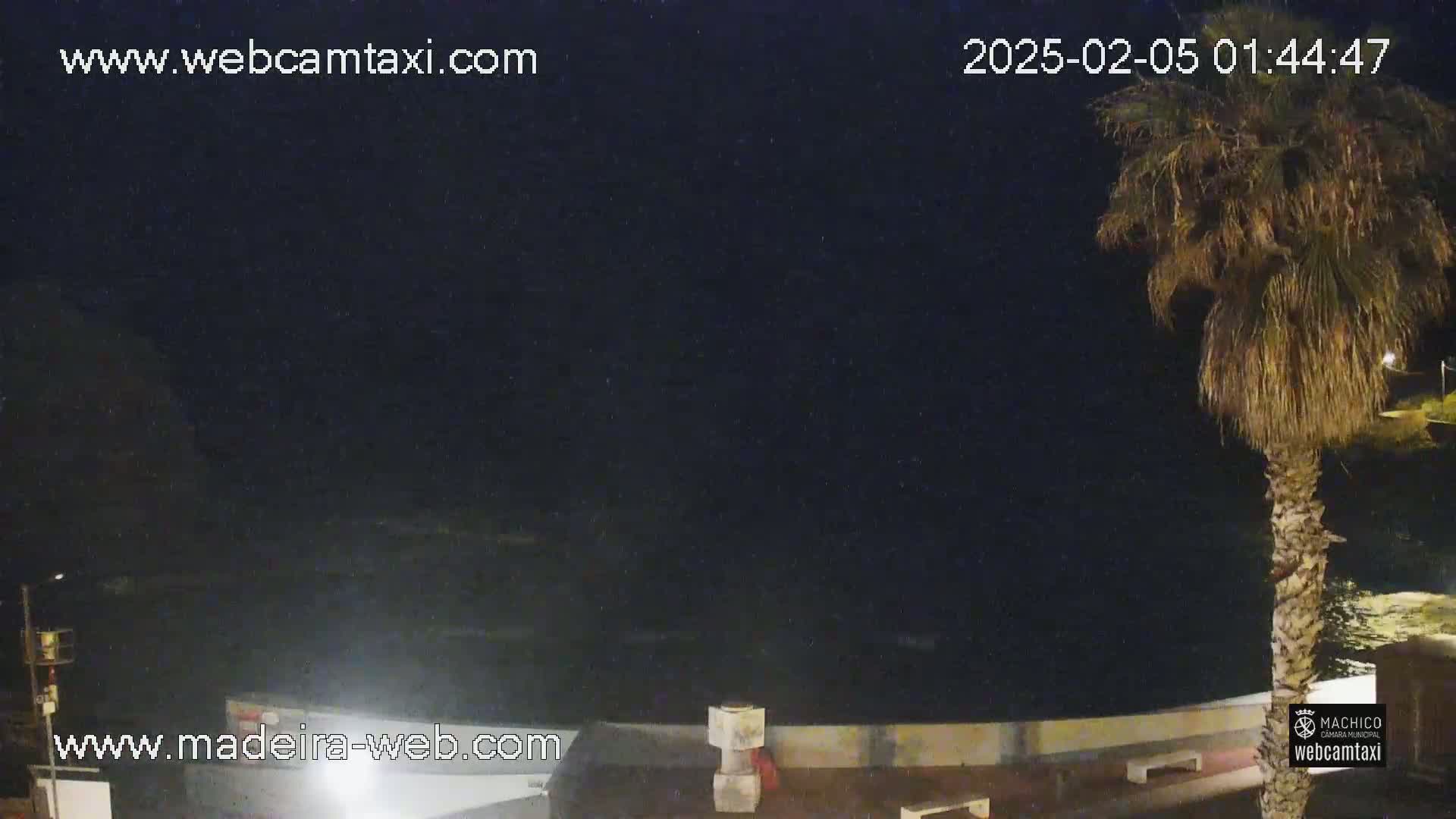 Porto da Cruz , Praia da Alagoa Beach Live Cam - Machico, Madeira, Portugal