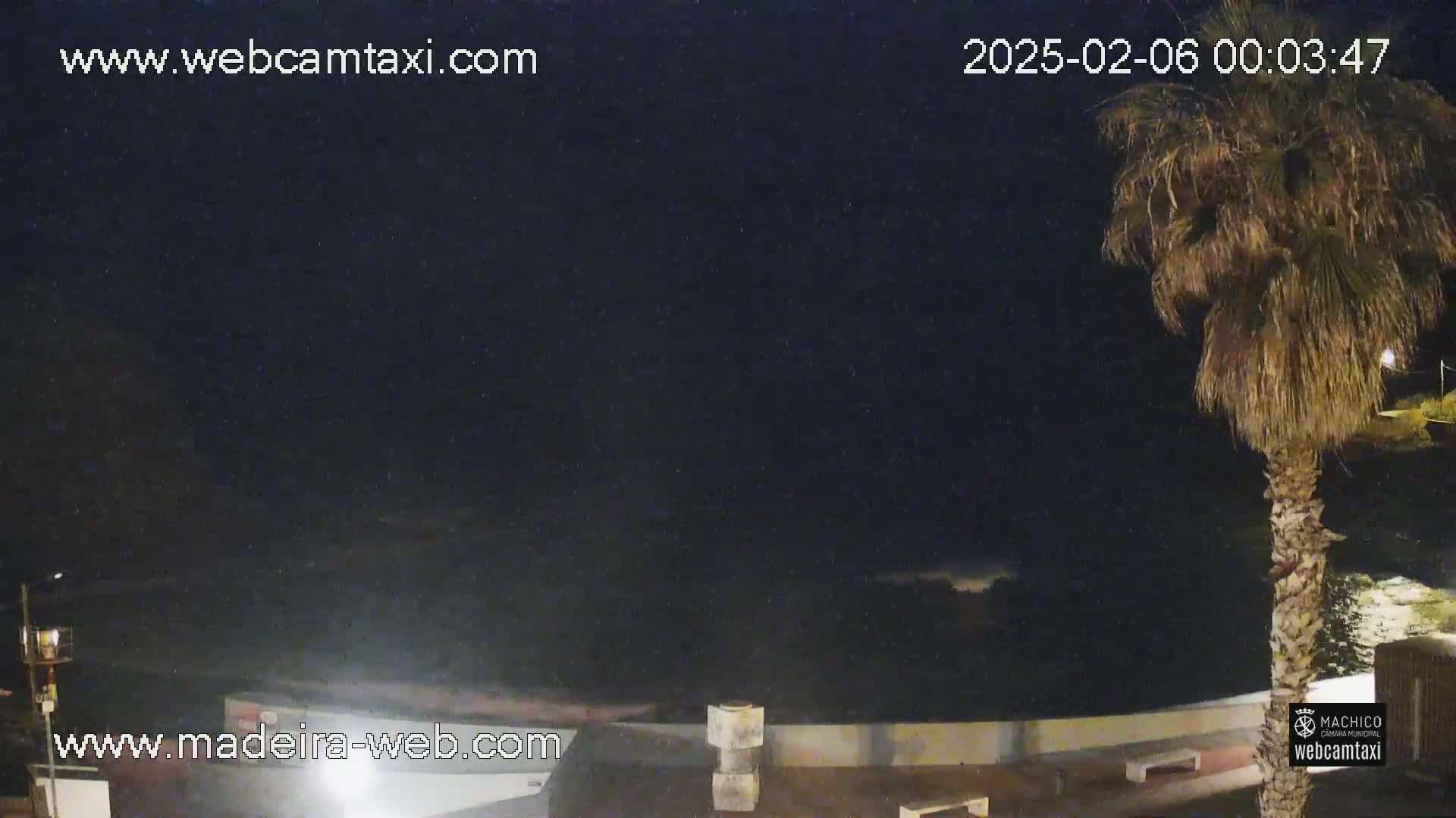 Porto da Cruz , Praia da Alagoa Beach Live Cam - Machico, Madeira, Portugal