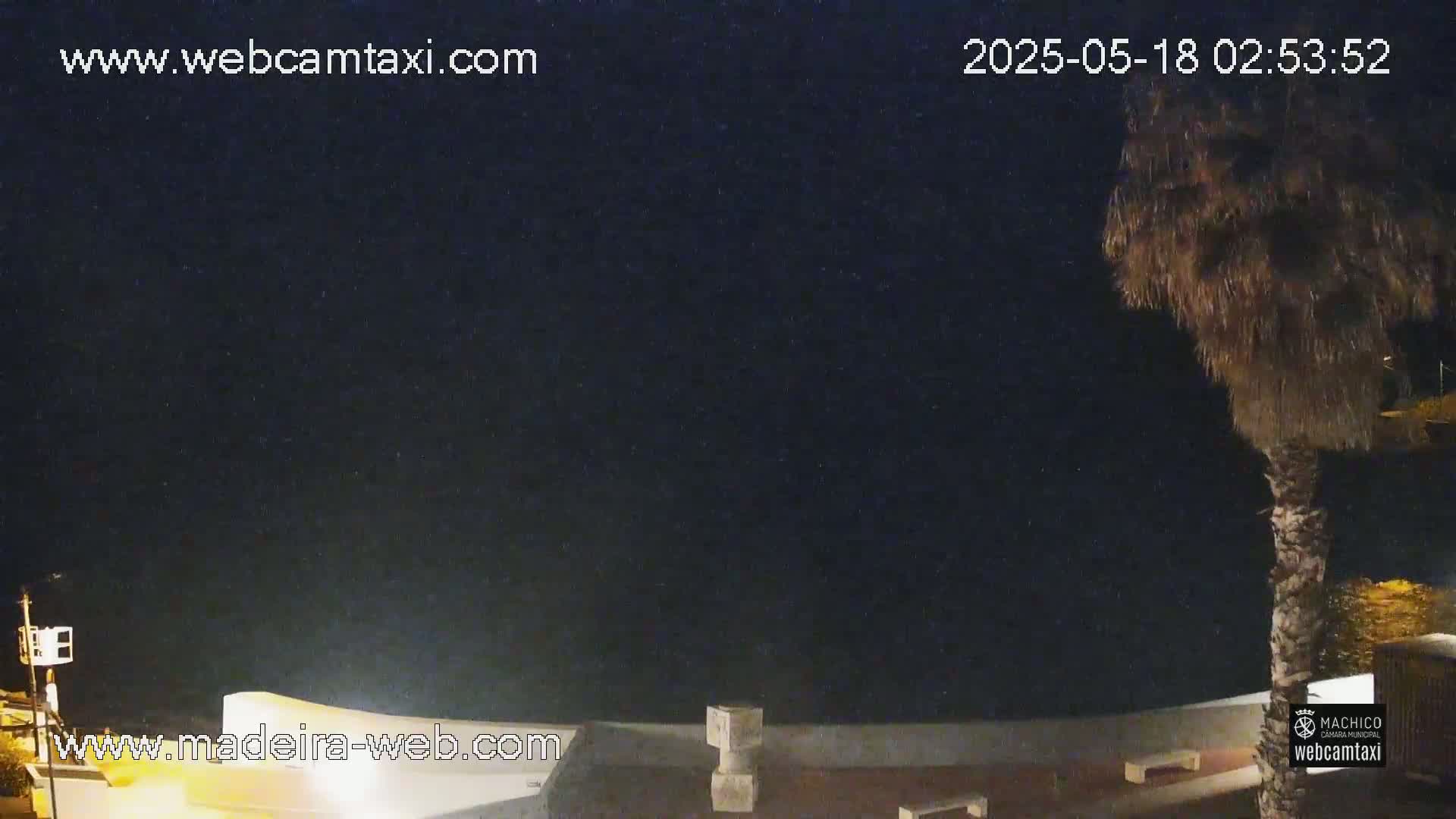 Porto da Cruz , Praia da Alagoa Beach Live Cam - Machico, Madeira, Portugal