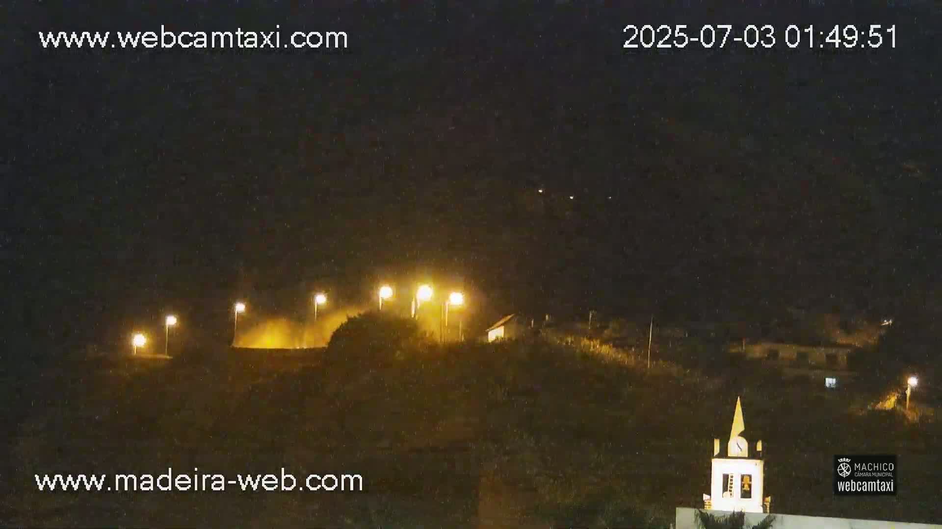 Porto da Cruz , Praia da Alagoa Beach Live Cam - Machico, Madeira, Portugal