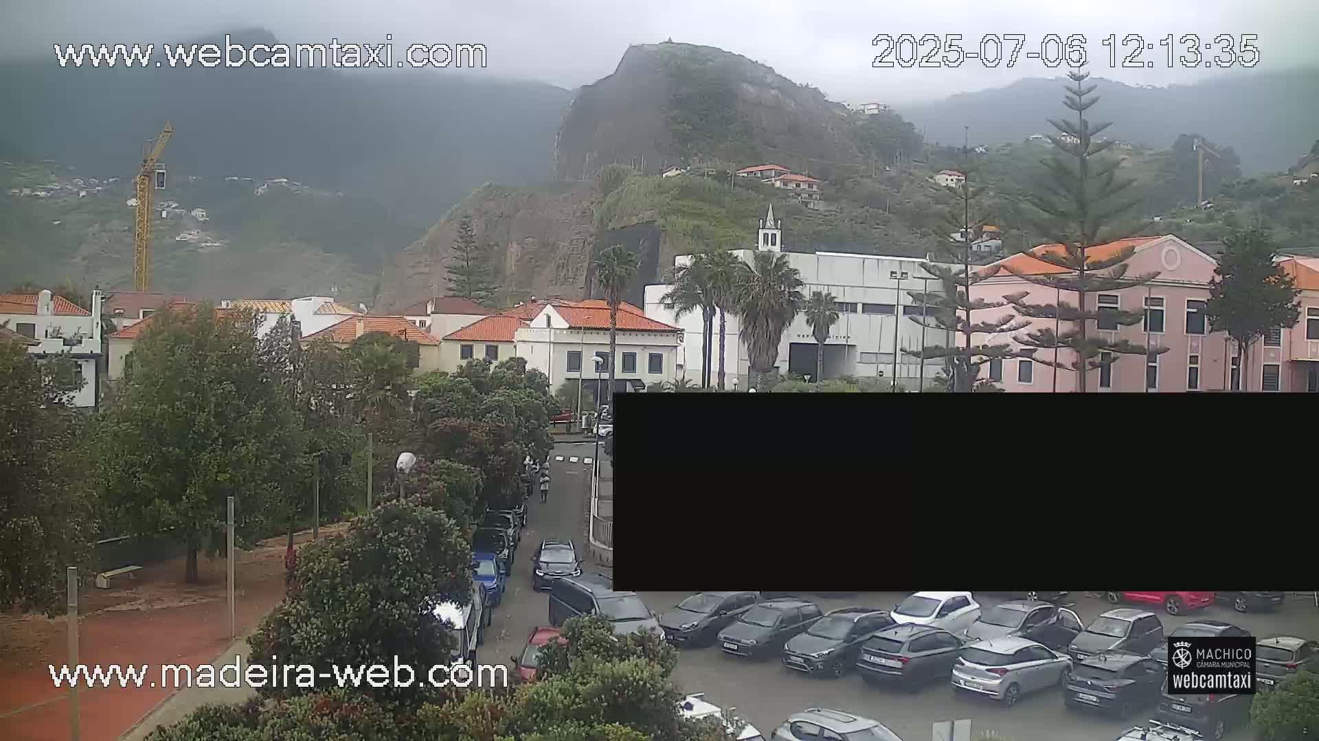 Porto da Cruz , Praia da Alagoa Beach Live Cam - Machico, Madeira, Portugal