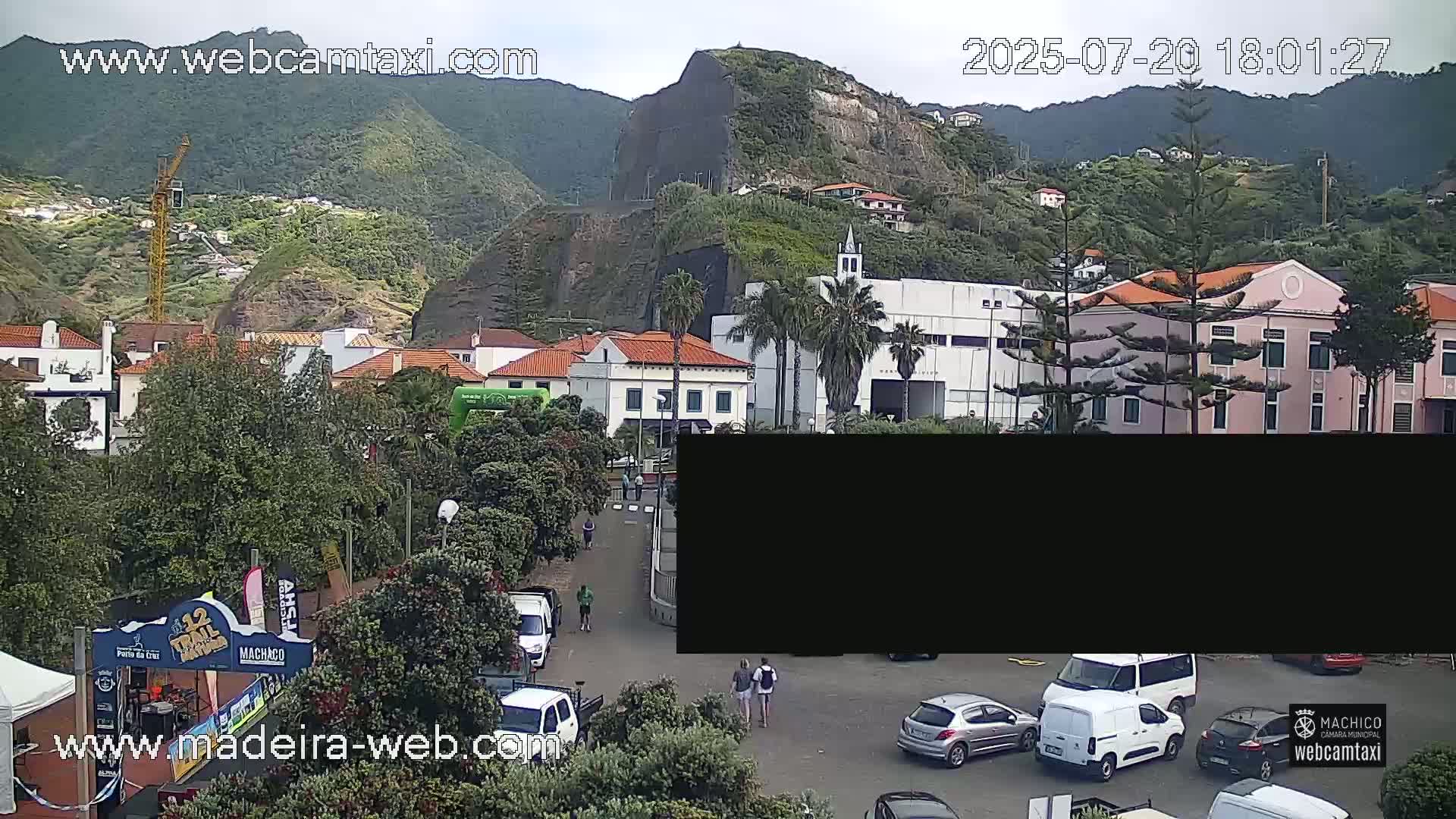 Porto da Cruz , Praia da Alagoa Beach Live Cam - Machico, Madeira, Portugal