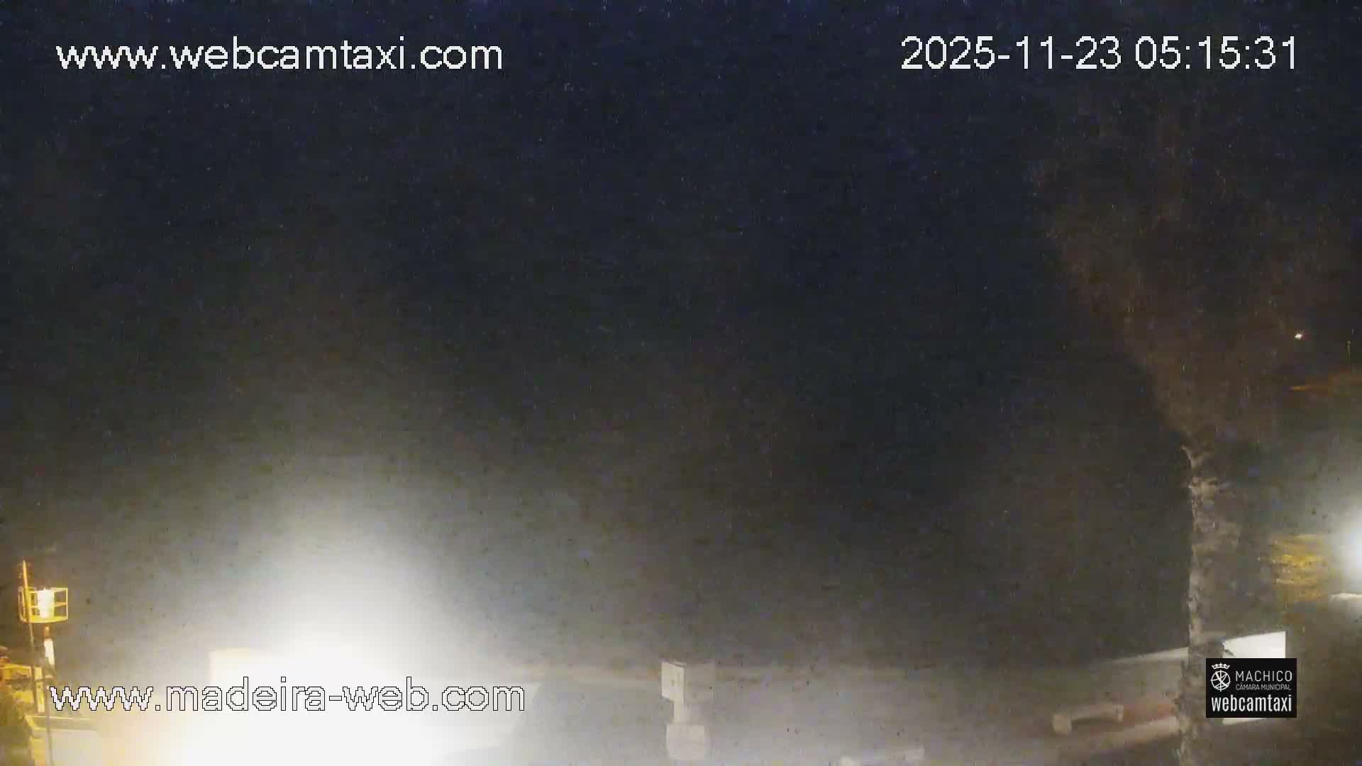 Porto da Cruz , Praia da Alagoa Beach Live Cam - Machico, Madeira, Portugal