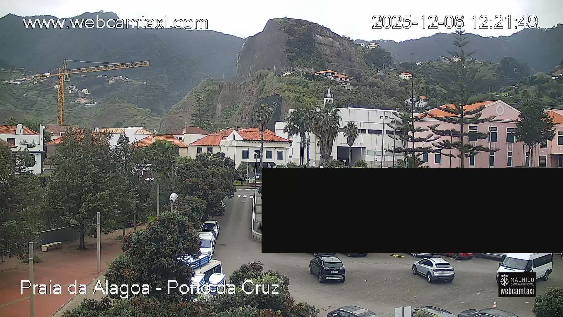 Porto da Cruz , Praia da Alagoa Beach Live Cam - Machico, Madeira, Portugal
