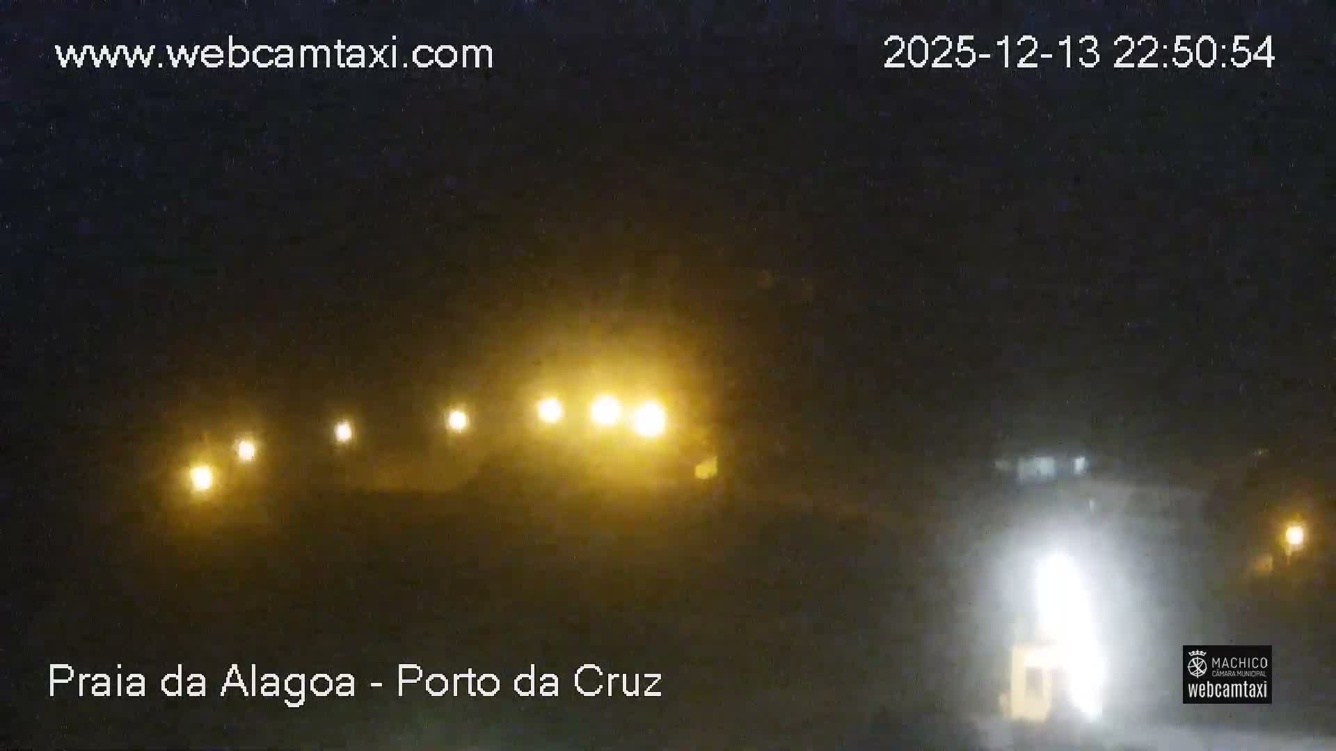 Porto da Cruz , Praia da Alagoa Beach Live Cam - Machico, Madeira, Portugal