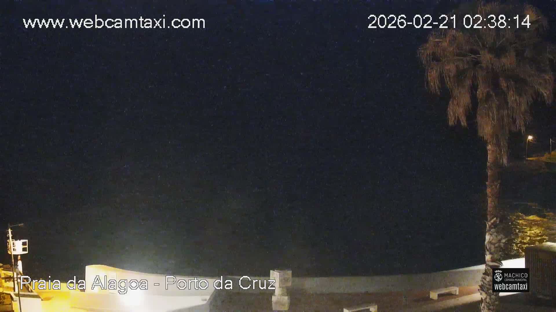 Porto da Cruz , Praia da Alagoa Beach Live Cam - Machico, Madeira, Portugal