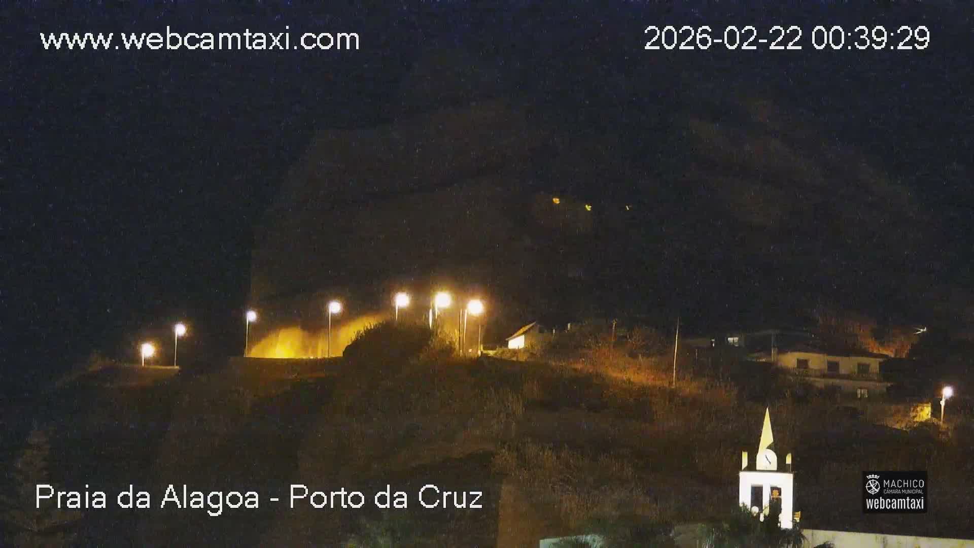 Porto da Cruz , Praia da Alagoa Beach Live Cam - Machico, Madeira, Portugal