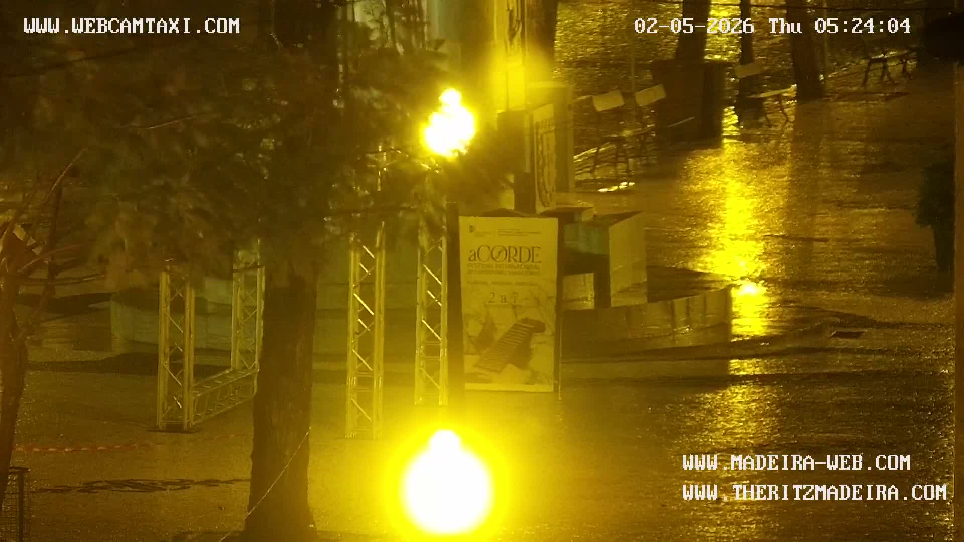 Ritz, Avenida Arriaga Avenue & Joao Goncalves Zarco Statue Live Cam - Funchal, Madeira, Portugal