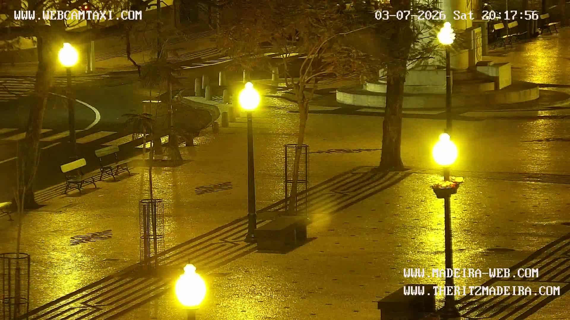 Ritz, Avenida Arriaga Avenue & Joao Goncalves Zarco Statue Live Cam - Funchal, Madeira, Portugal