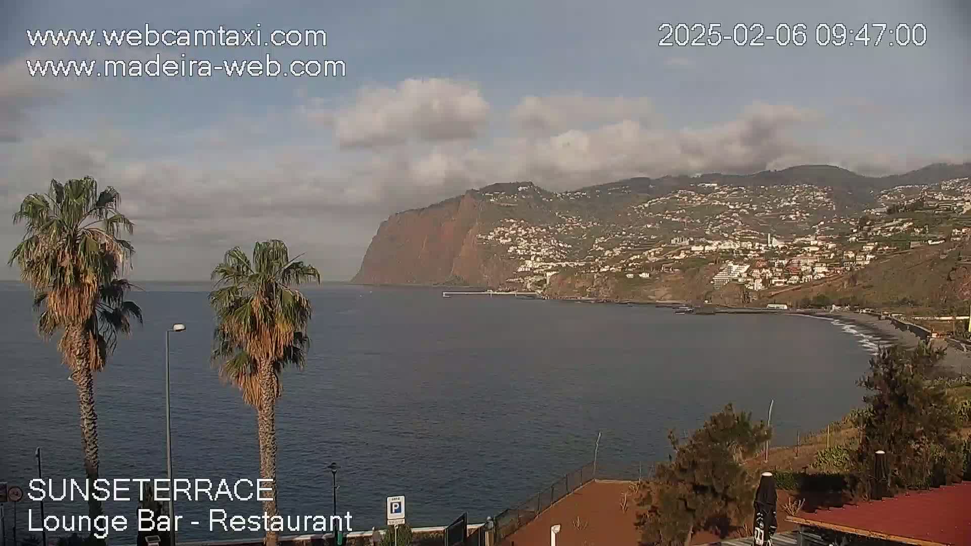 Praia Formosa Coast & Camara de Lobos City Live Cam - Funchal