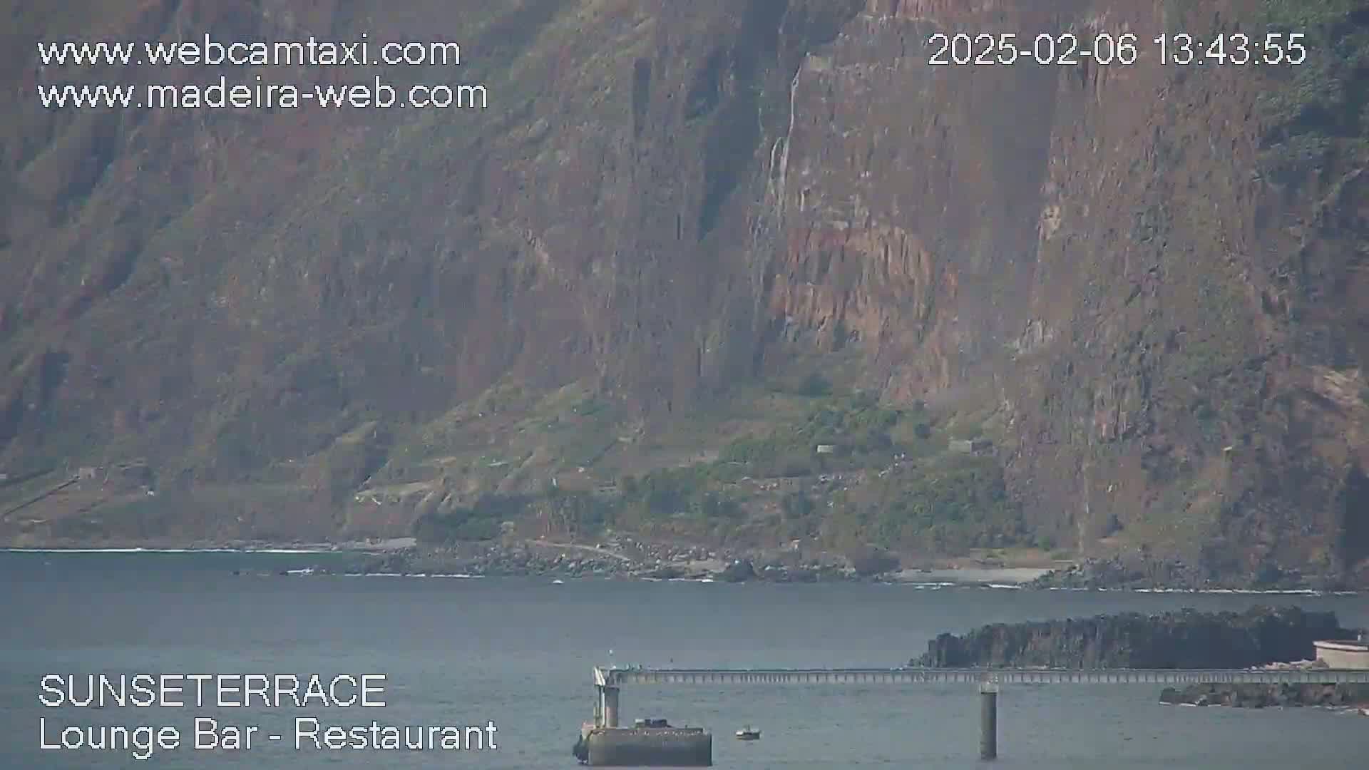  Praia Formosa Coast & Camara de Lobos City Live Cam - Funchal