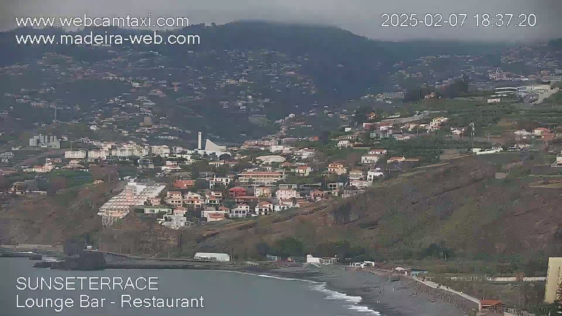  Praia Formosa Coast & Camara de Lobos City Live Cam - Funchal
