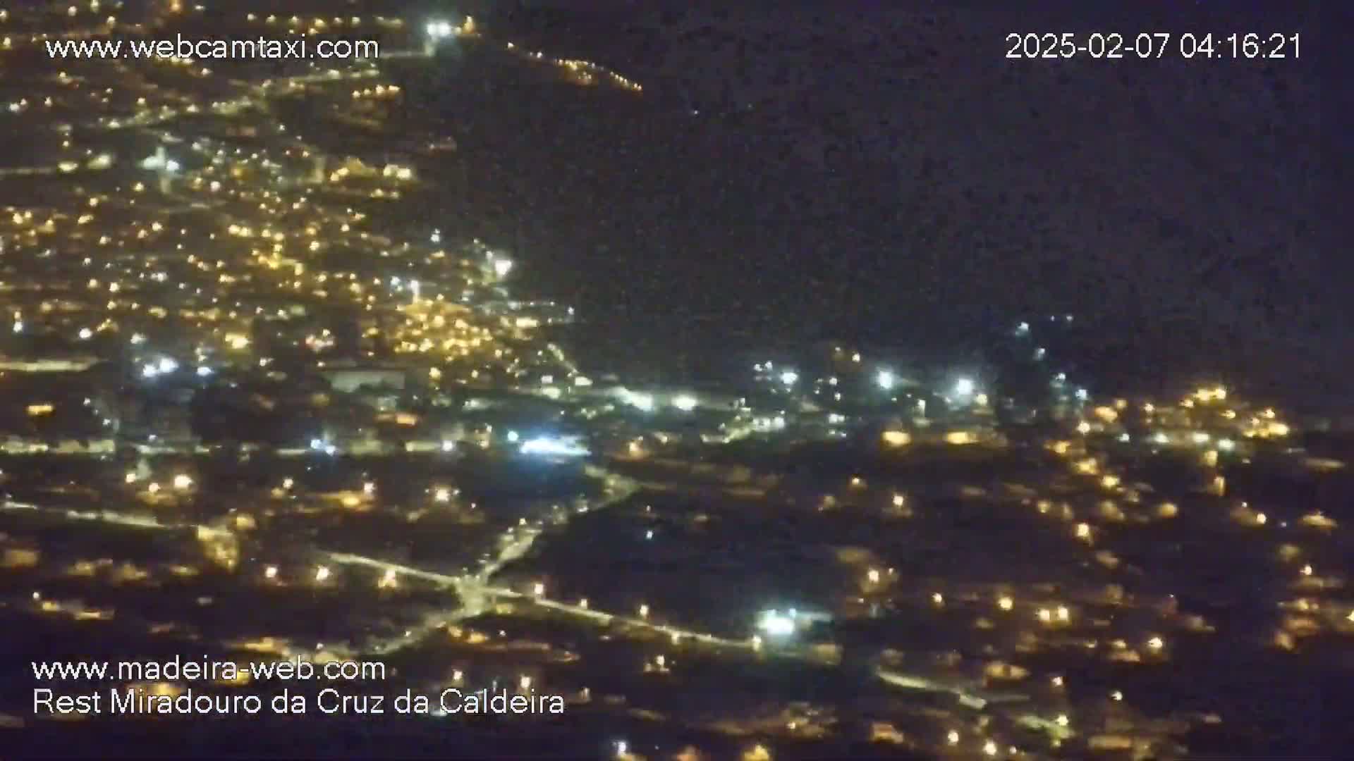 Cruz da Caldeira & West Fucnhal Skyline Live Cam - Camara de Lobos, Madeira, Portugal