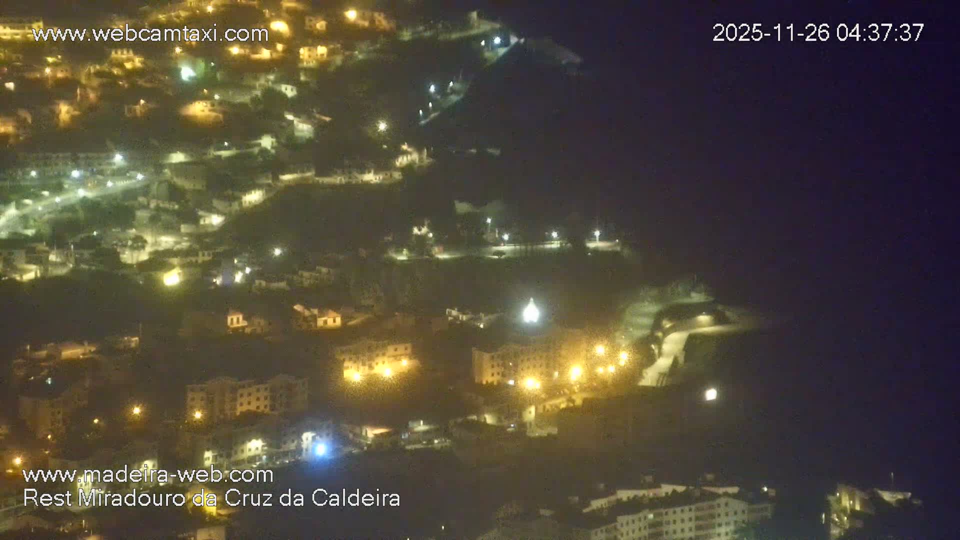 Cruz da Caldeira & West Fucnhal Skyline Live Cam - Camara de Lobos, Madeira, Portugal