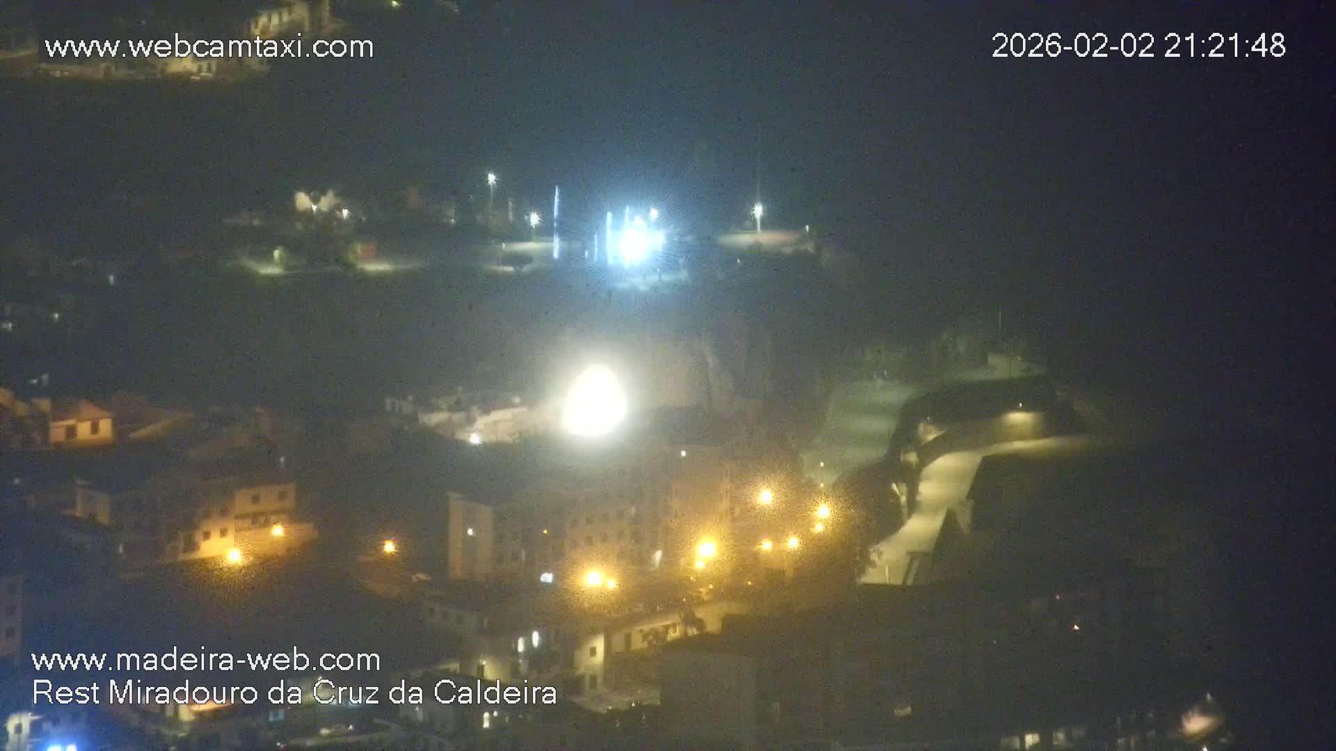 Cruz da Caldeira & West Fucnhal Skyline Live Cam - Camara de Lobos, Madeira, Portugal