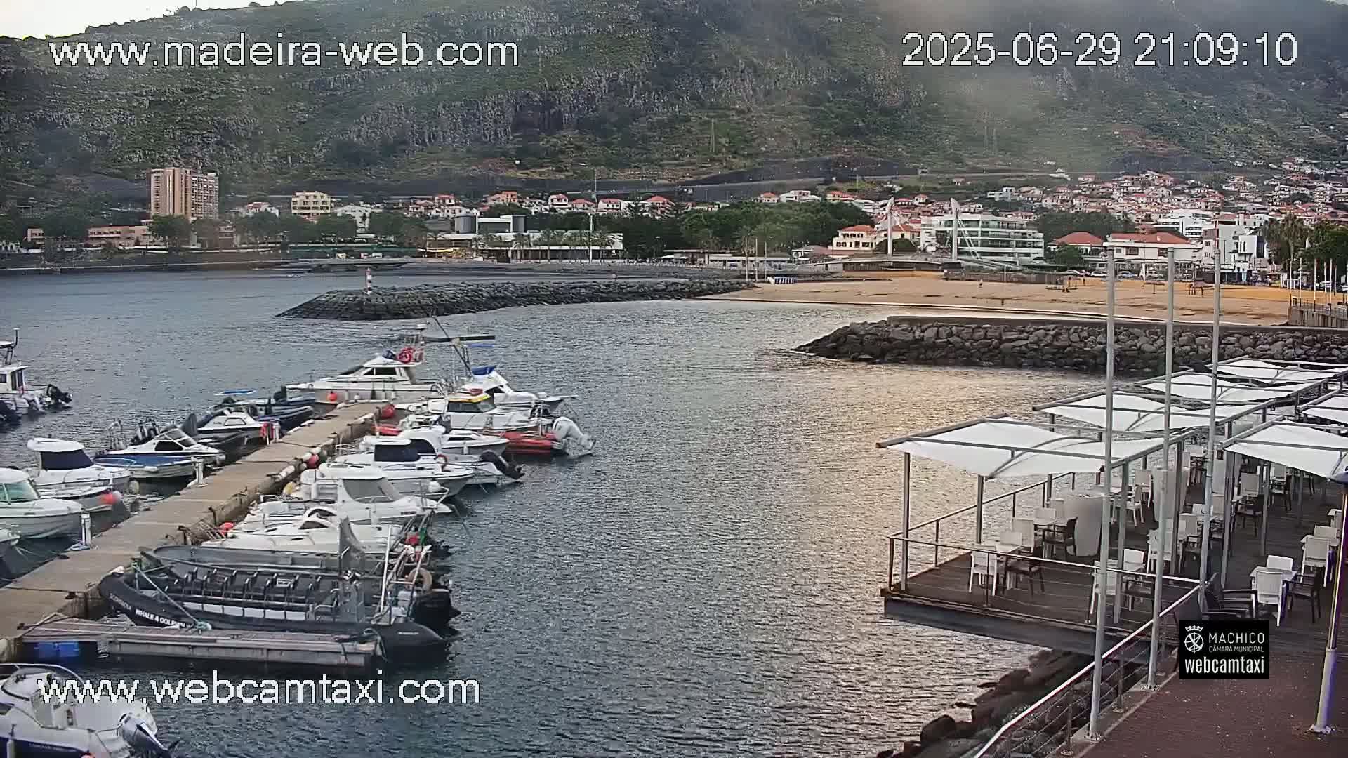 Port of Machico Live Cam - Machico, Madeira, Portugal