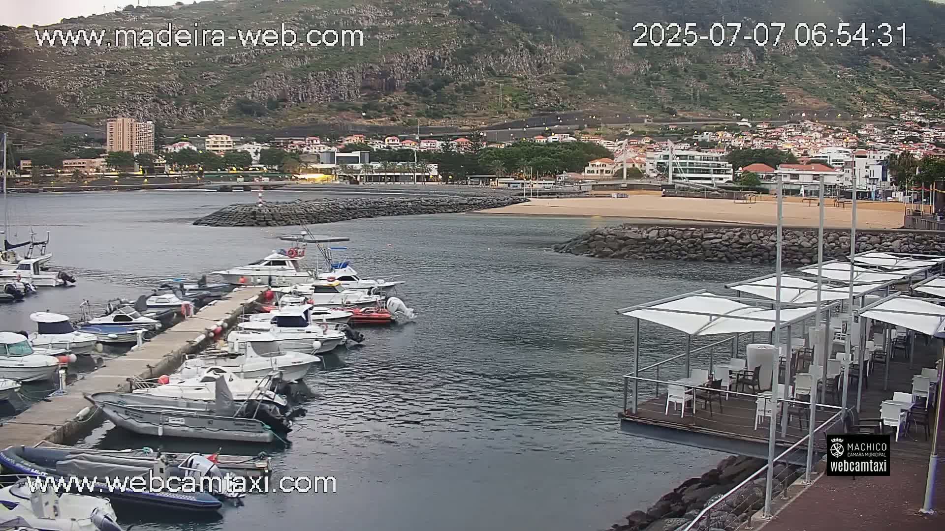 Port of Machico Live Cam - Machico, Madeira, Portugal
