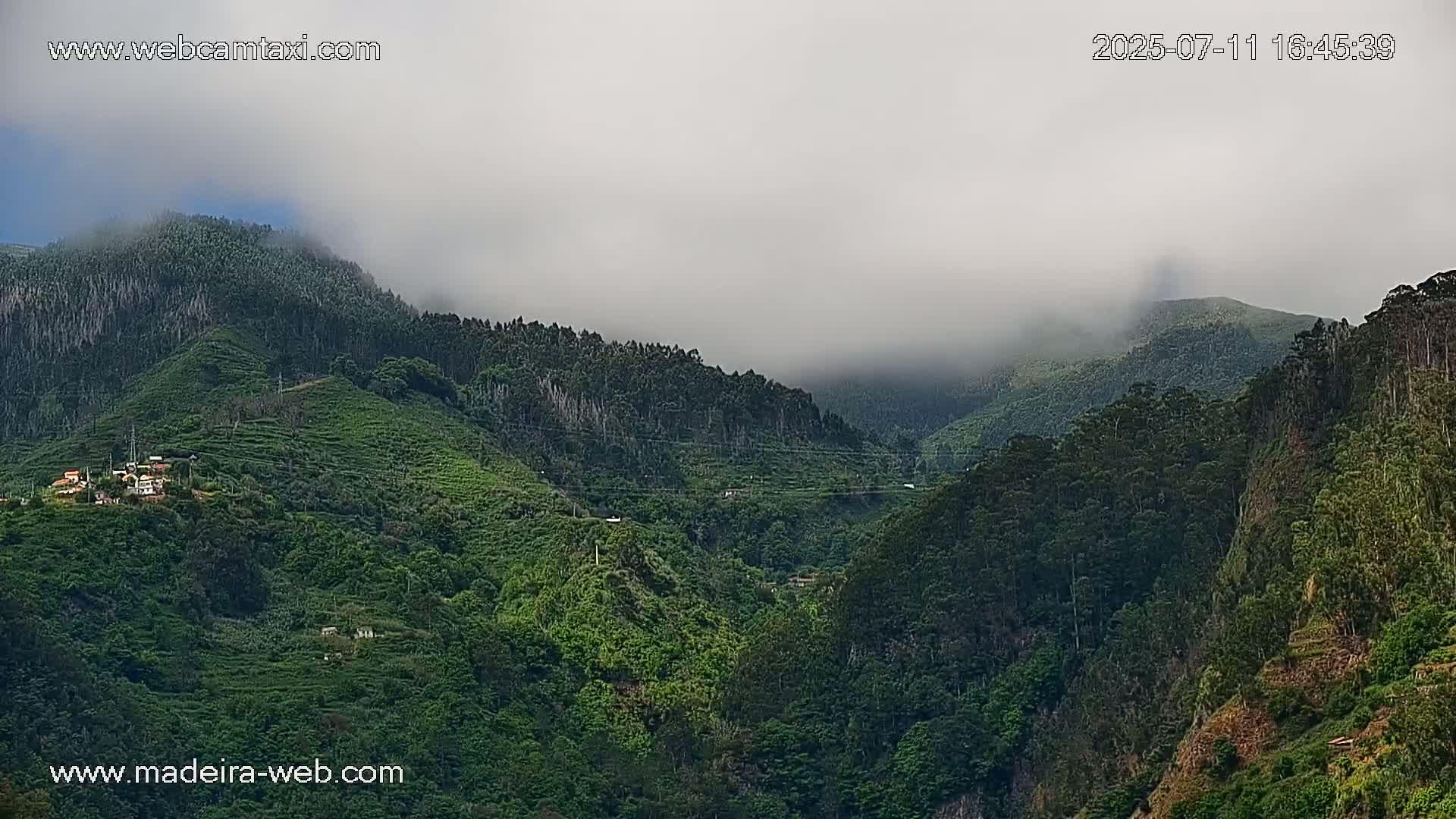 Madalena do Mar Village Live Skyline Cam - Ponta do Sol, Madeira, Portugal