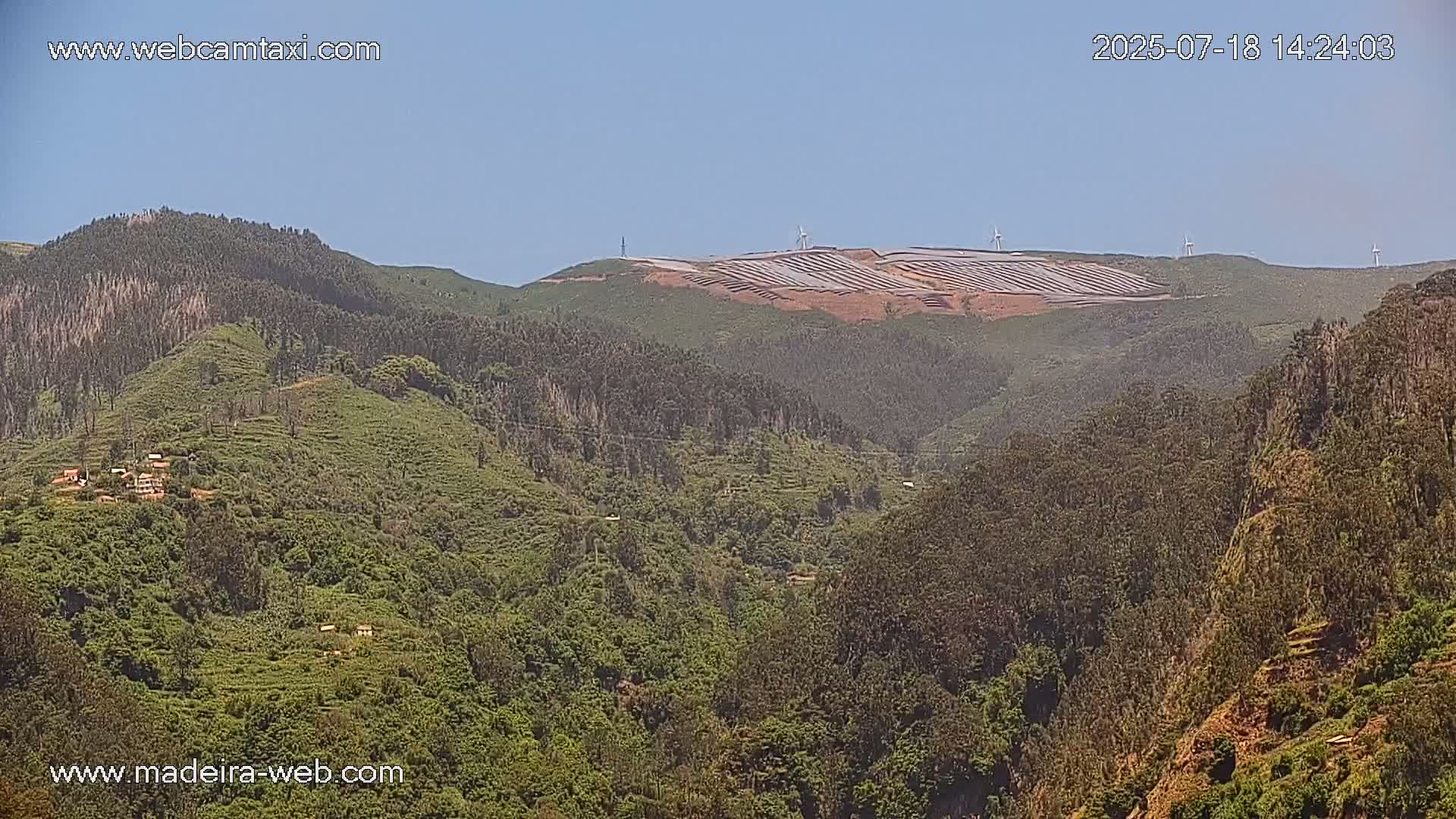 Madalena do Mar Village Live Skyline Cam - Ponta do Sol, Madeira, Portugal