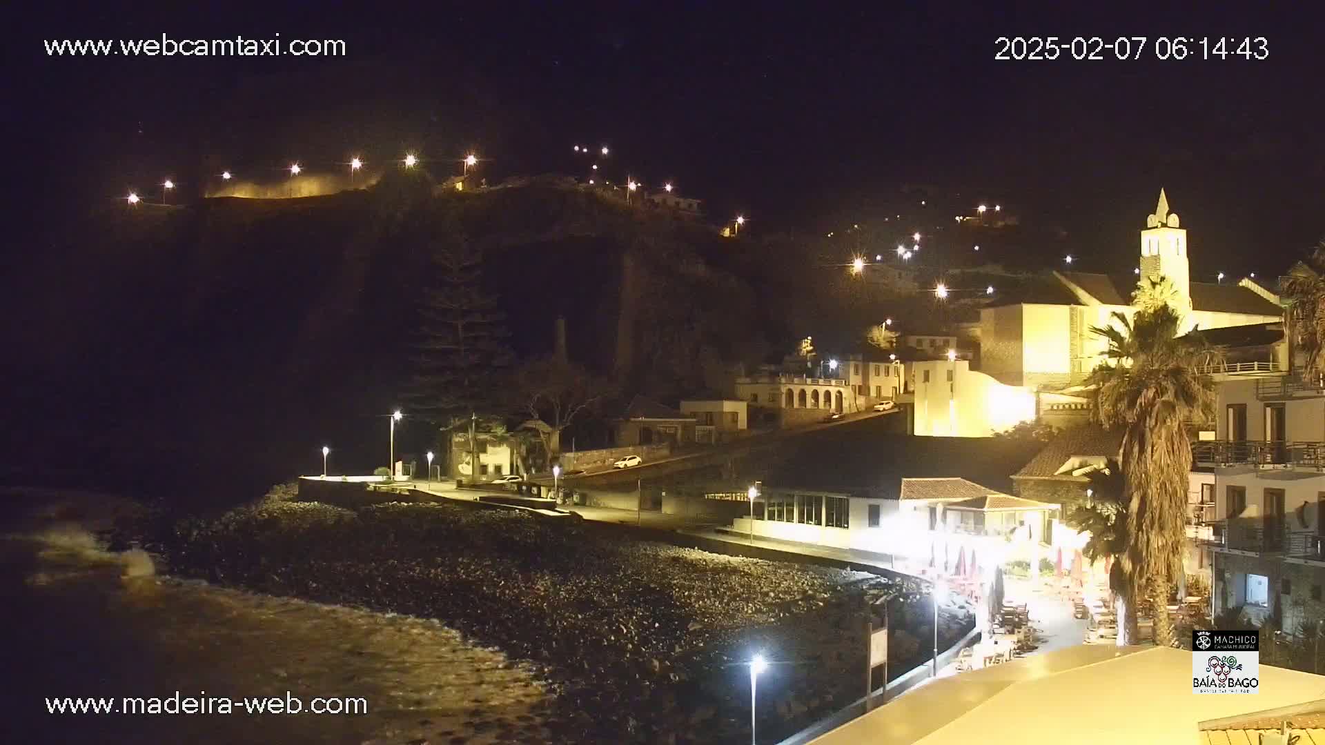 Porto da Cruz Swimming Pools & Atlantic Ocean Live Cam - Machico, Madeira, Portugal