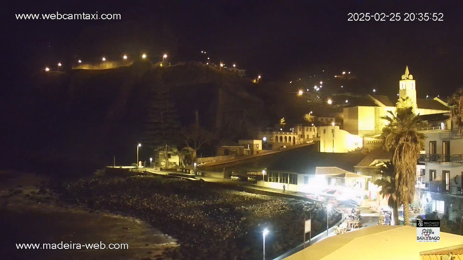 Porto da Cruz Swimming Pools & Atlantic Ocean Live Cam - Machico, Madeira, Portugal