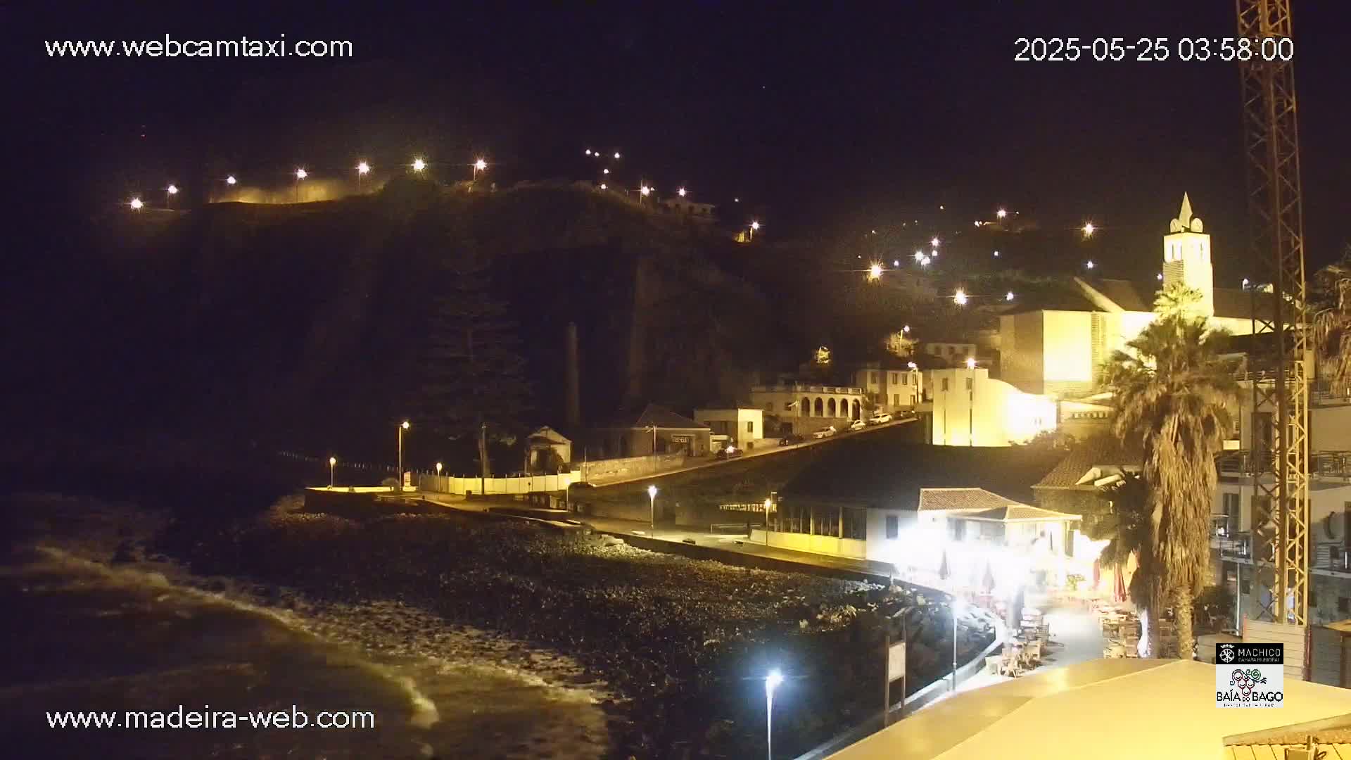 Porto da Cruz Swimming Pools & Atlantic Ocean Live Cam - Machico, Madeira, Portugal
