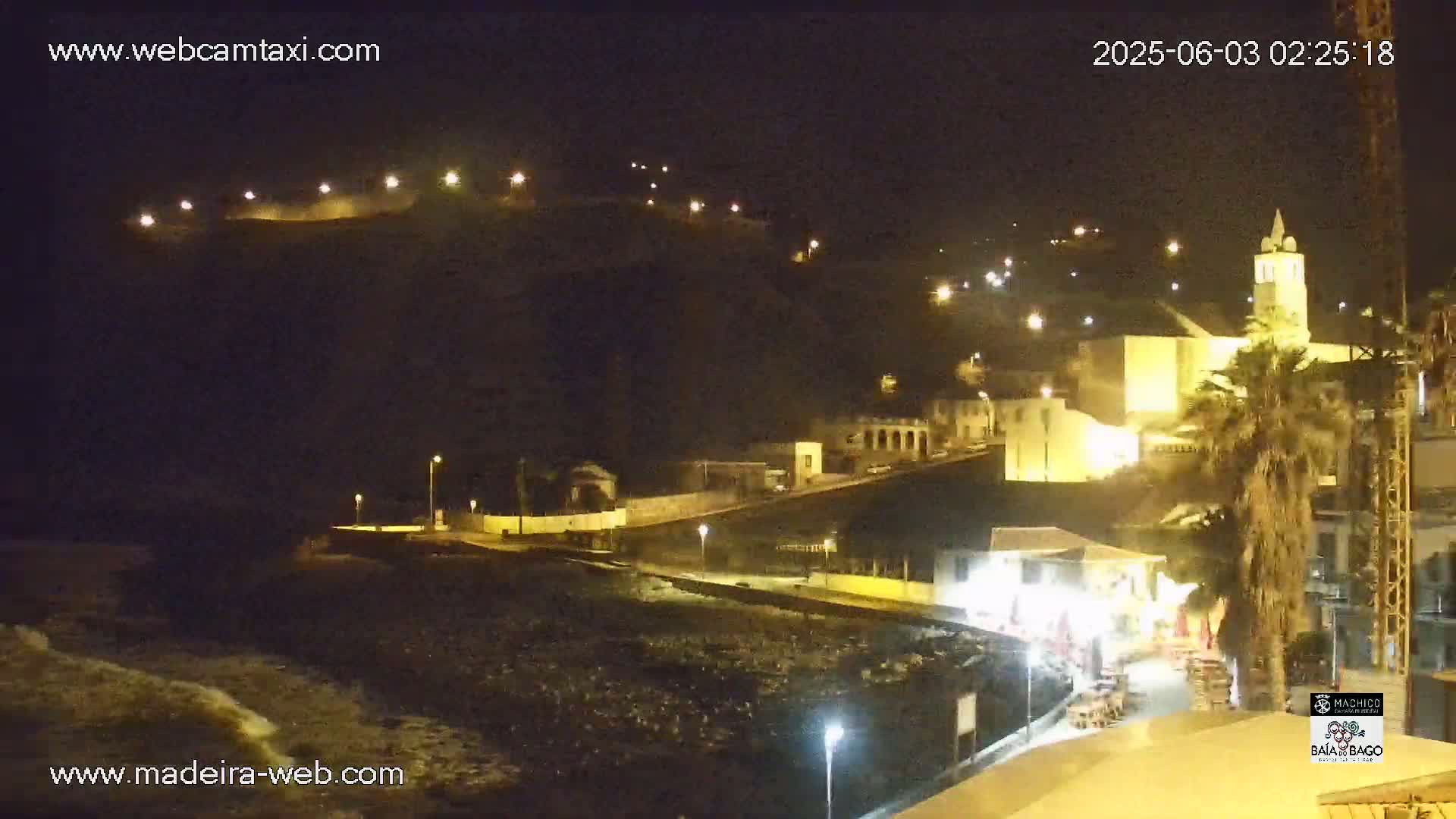 Porto da Cruz Swimming Pools & Atlantic Ocean Live Cam - Machico, Madeira, Portugal
