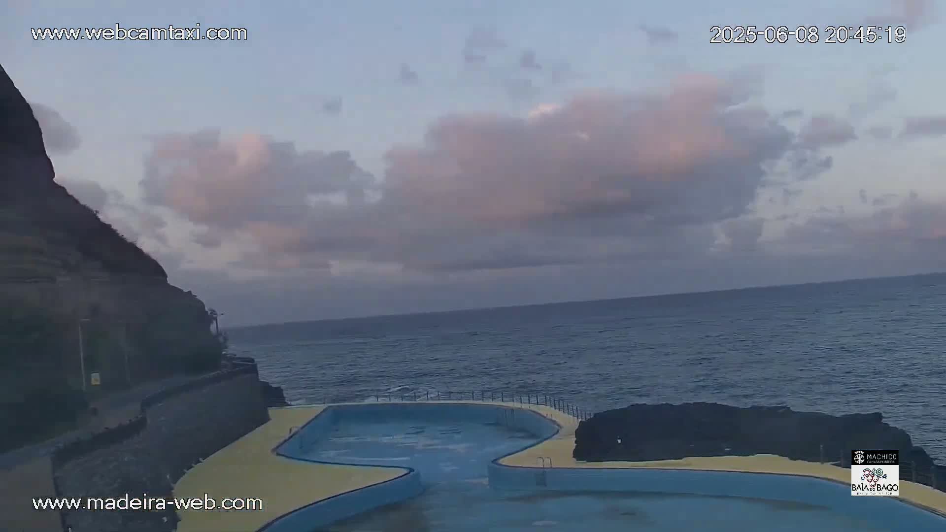 Porto da Cruz Swimming Pools & Atlantic Ocean Live Cam - Machico, Madeira, Portugal