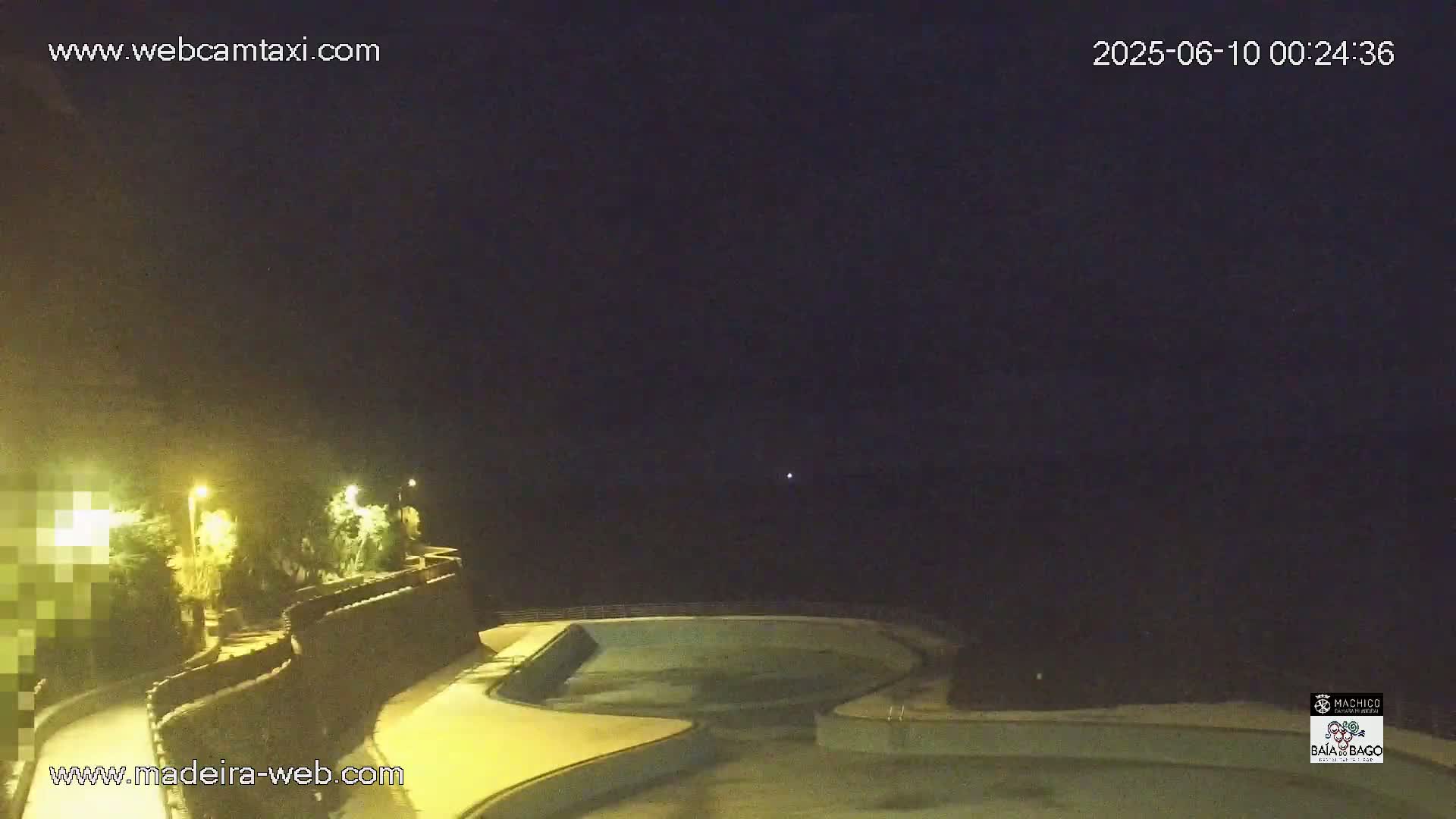 Porto da Cruz Swimming Pools & Atlantic Ocean Live Cam - Machico, Madeira, Portugal