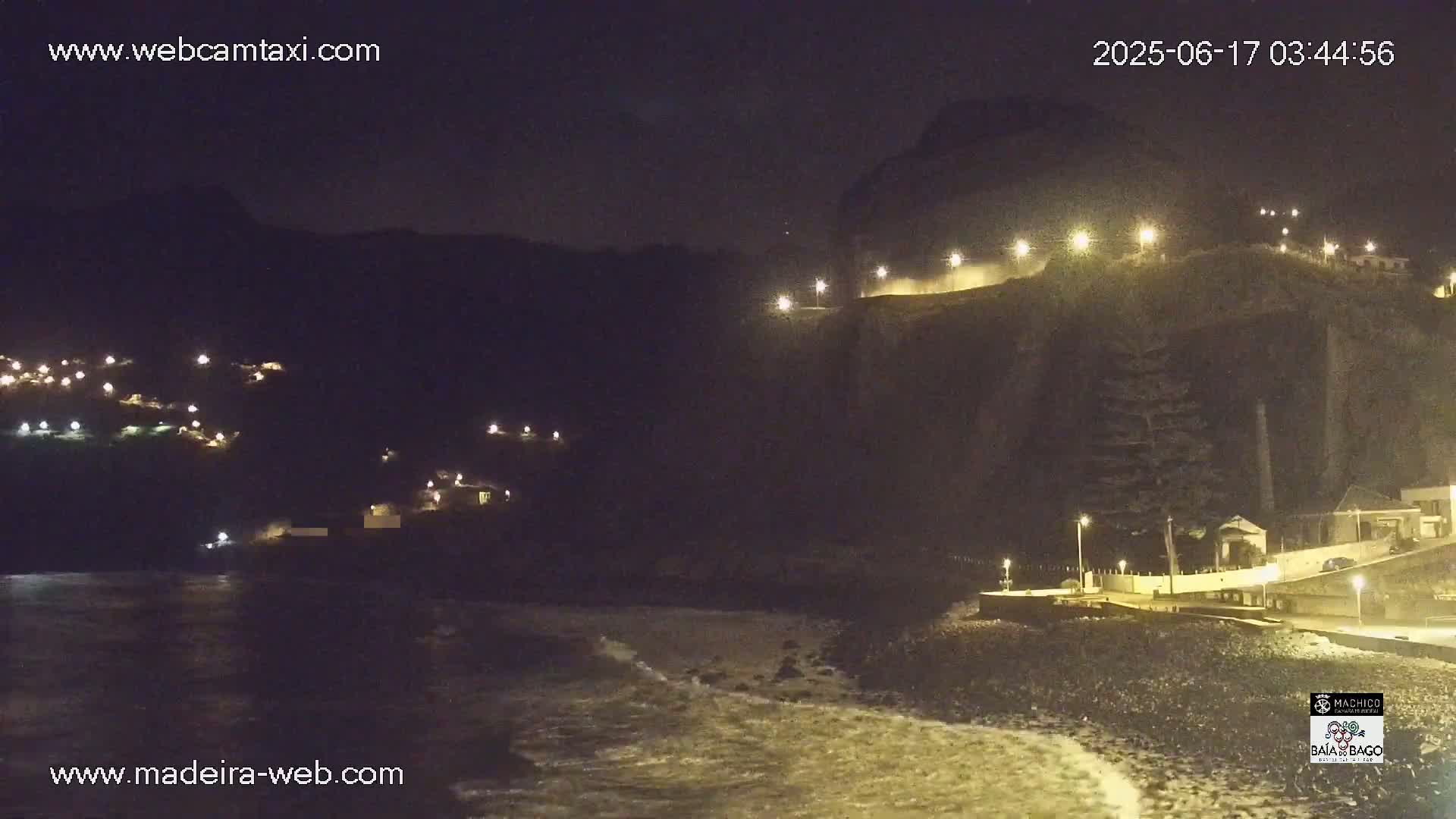 Porto da Cruz Swimming Pools & Atlantic Ocean Live Cam - Machico, Madeira, Portugal