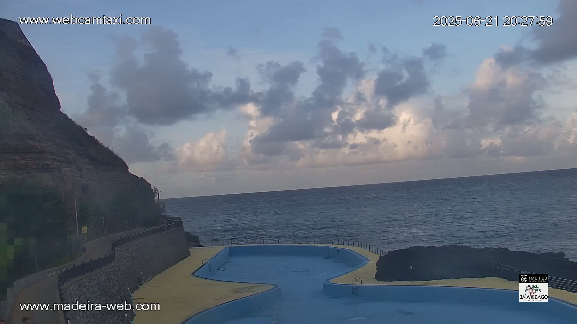 Porto da Cruz Swimming Pools & Atlantic Ocean Live Cam - Machico, Madeira, Portugal