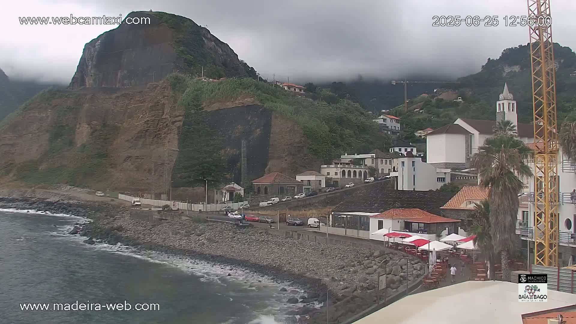 Porto da Cruz Swimming Pools & Atlantic Ocean Live Cam - Machico, Madeira, Portugal