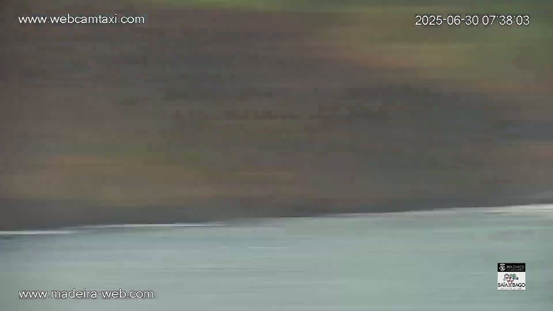 Porto da Cruz Swimming Pools & Atlantic Ocean Live Cam - Machico, Madeira, Portugal