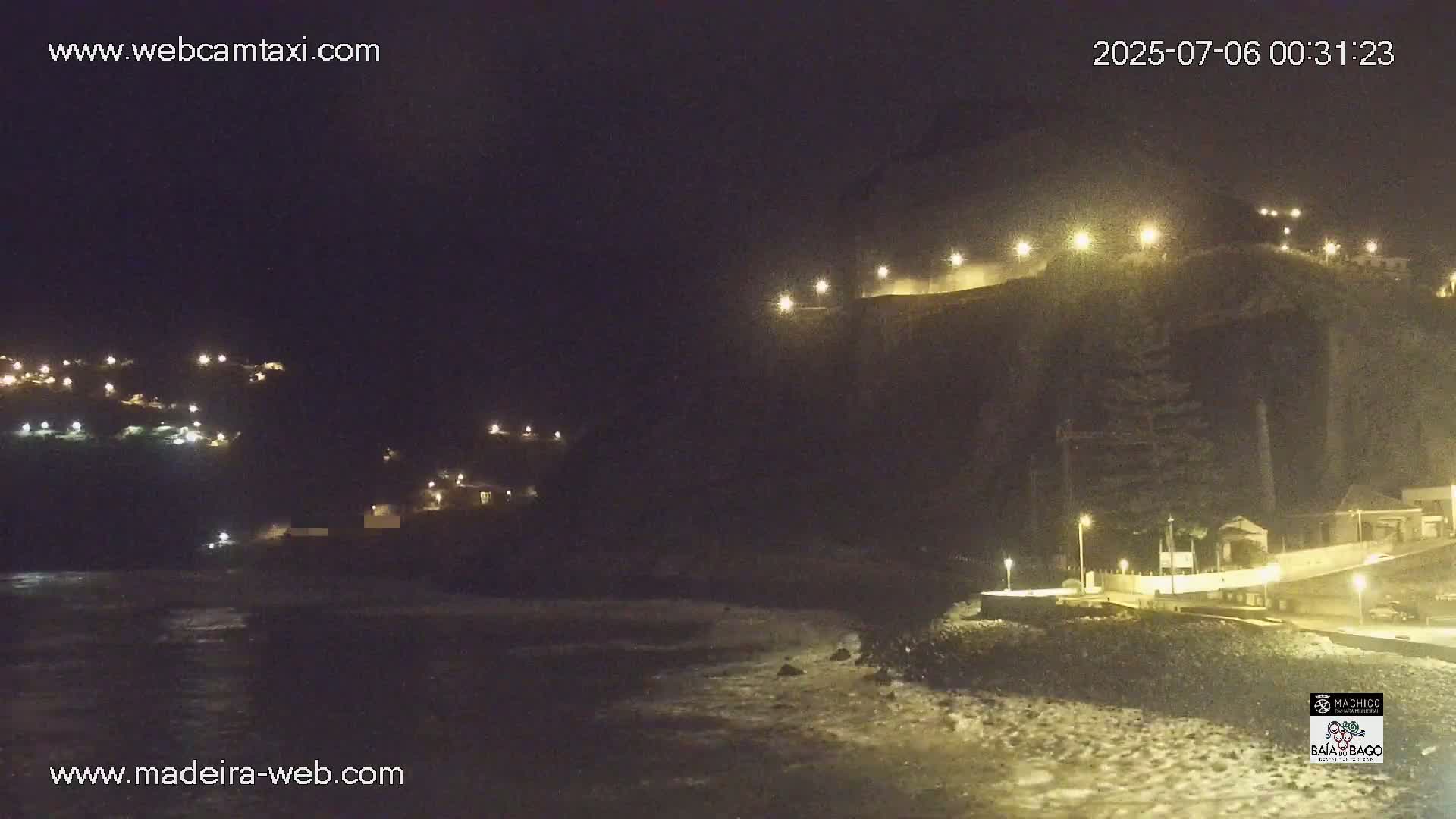 Porto da Cruz Swimming Pools & Atlantic Ocean Live Cam - Machico, Madeira, Portugal