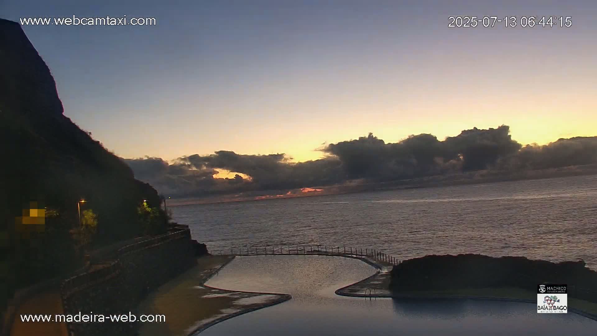 Porto da Cruz Swimming Pools & Atlantic Ocean Live Cam - Machico, Madeira, Portugal