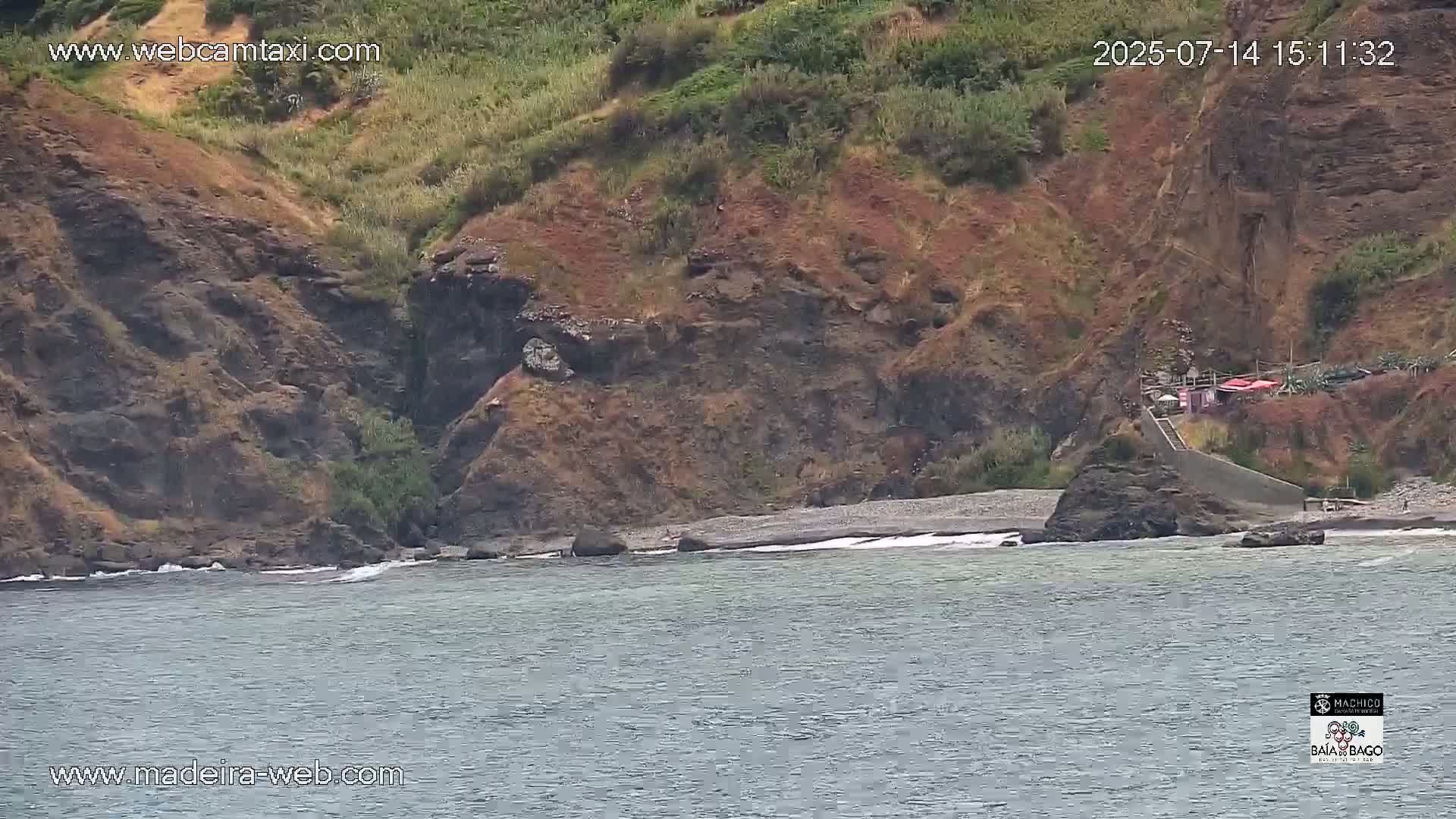 Porto da Cruz Swimming Pools & Atlantic Ocean Live Cam - Machico, Madeira, Portugal