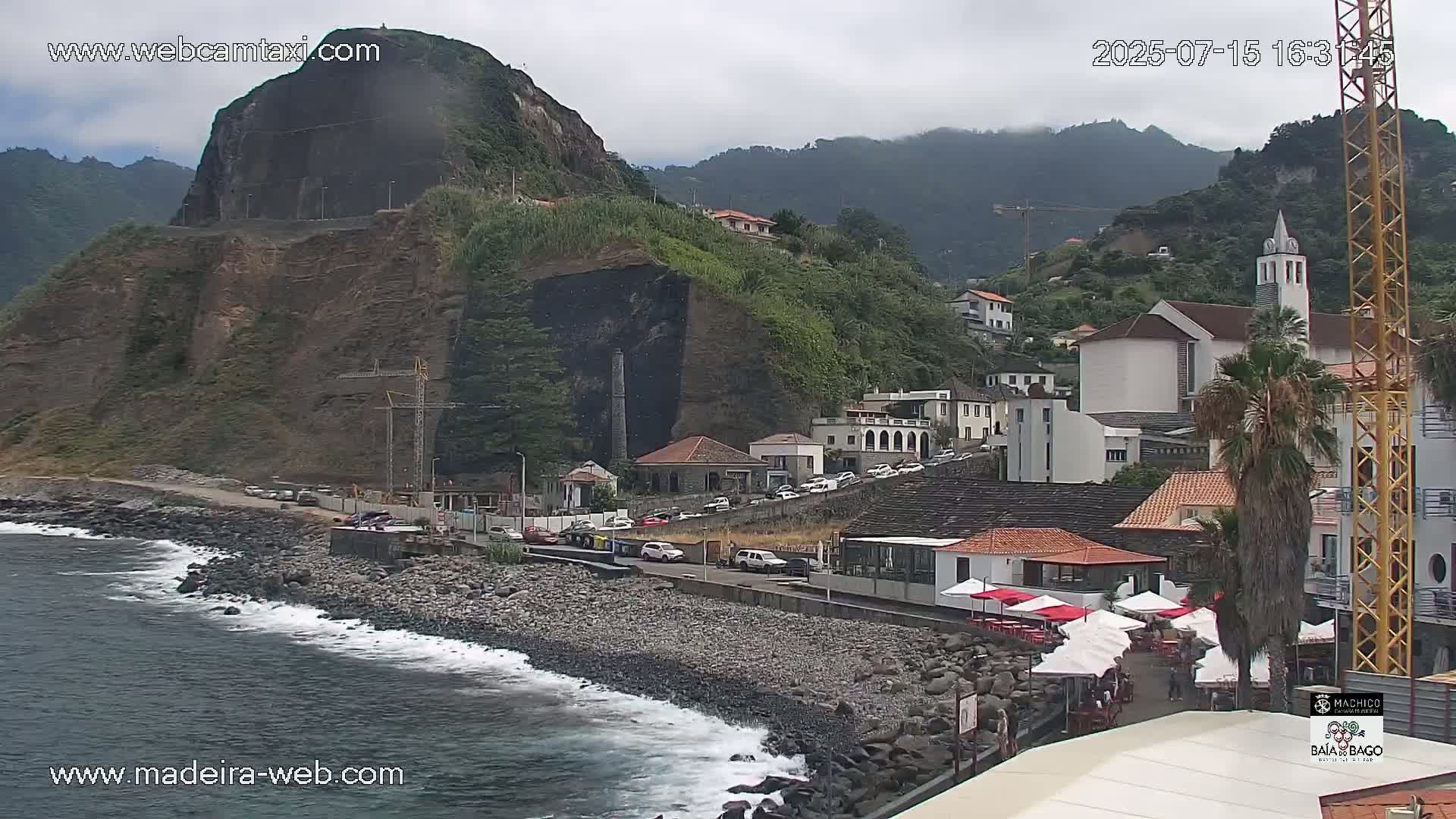 Porto da Cruz Swimming Pools & Atlantic Ocean Live Cam - Machico, Madeira, Portugal