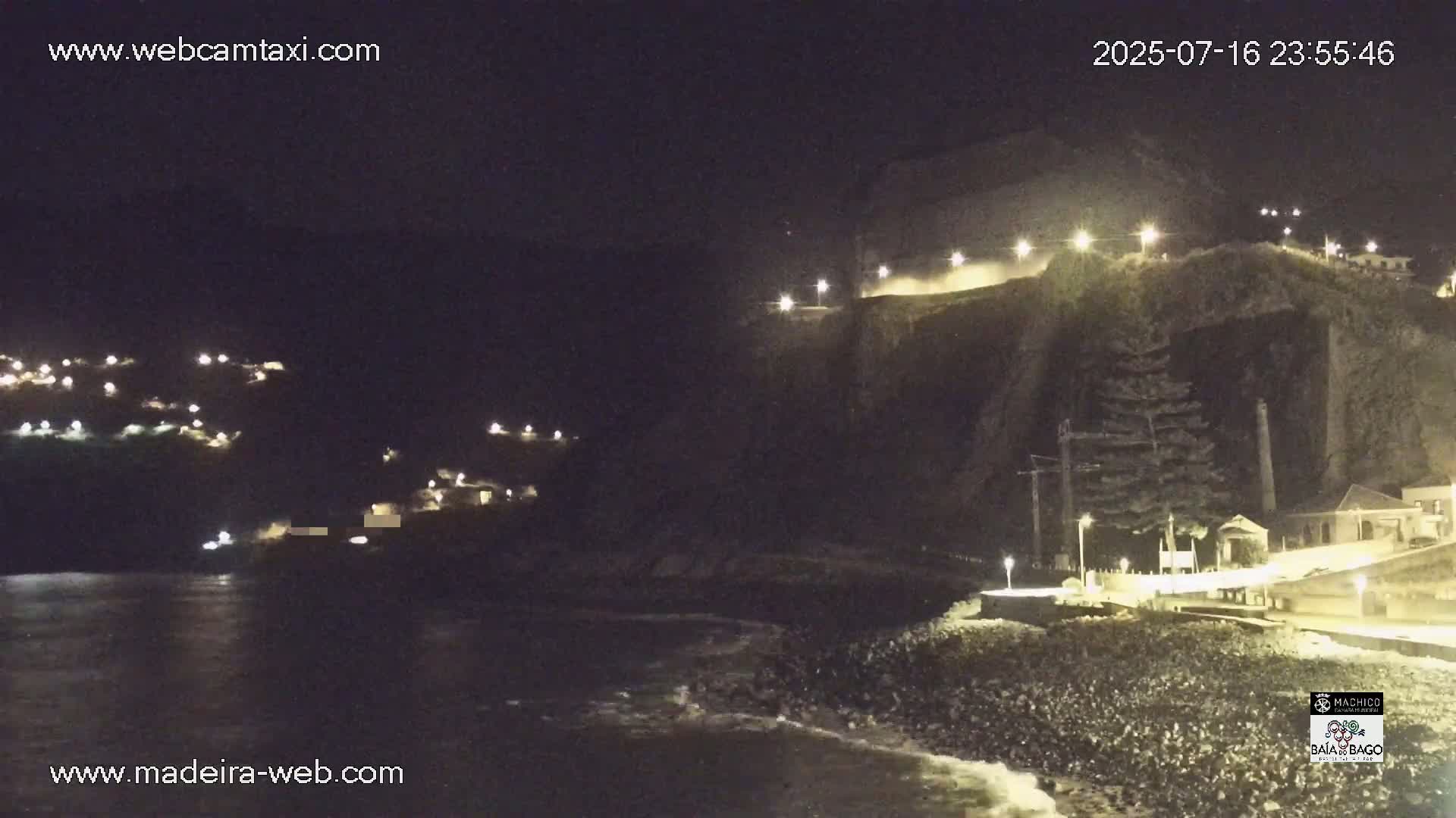 Porto da Cruz Swimming Pools & Atlantic Ocean Live Cam - Machico, Madeira, Portugal