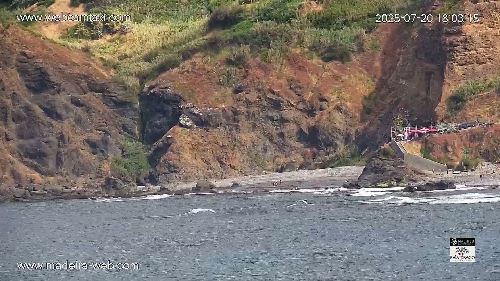 Porto da Cruz Swimming Pools & Atlantic Ocean Live Cam - Machico, Madeira, Portugal