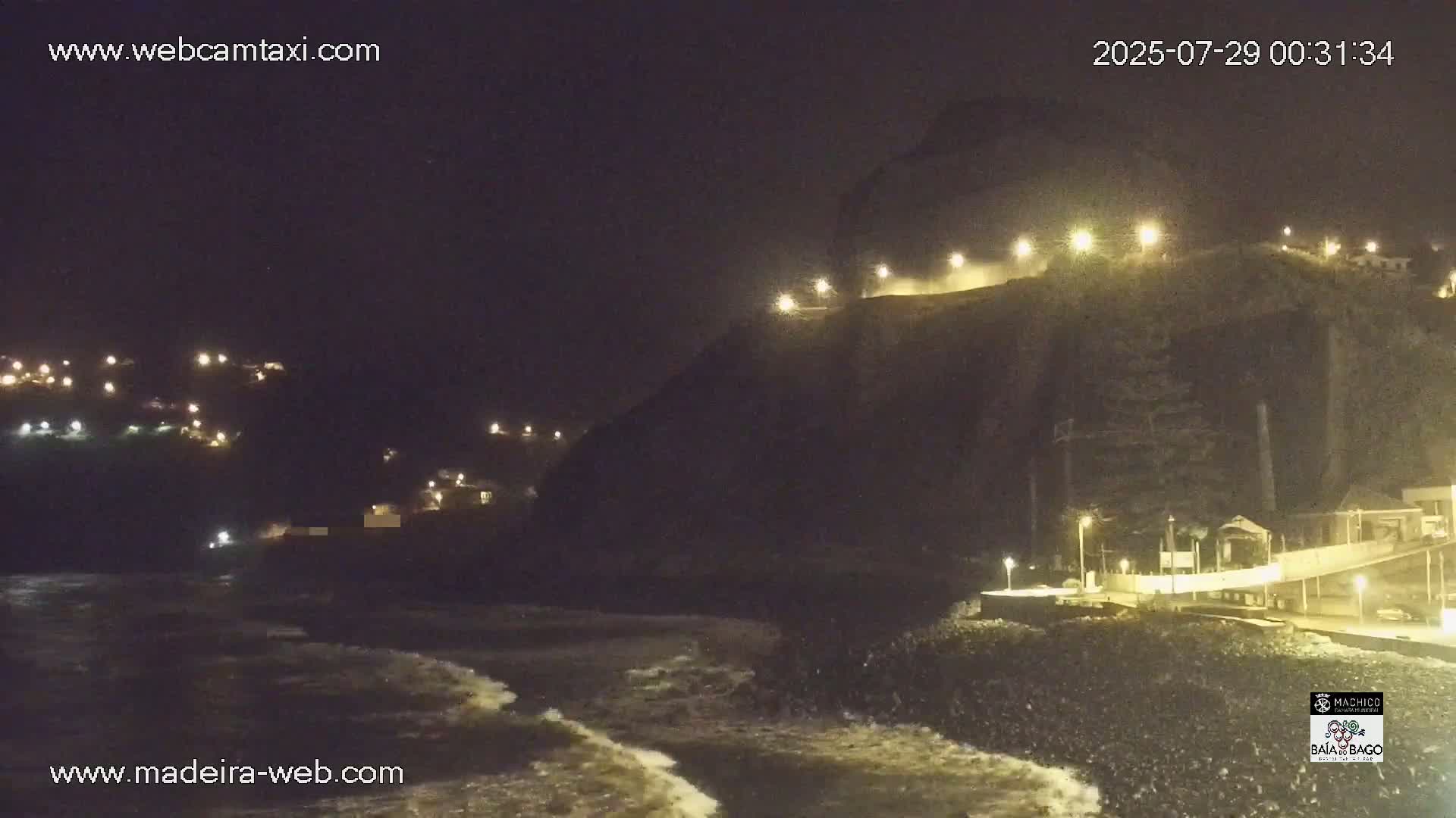 Porto da Cruz Swimming Pools & Atlantic Ocean Live Cam - Machico, Madeira, Portugal