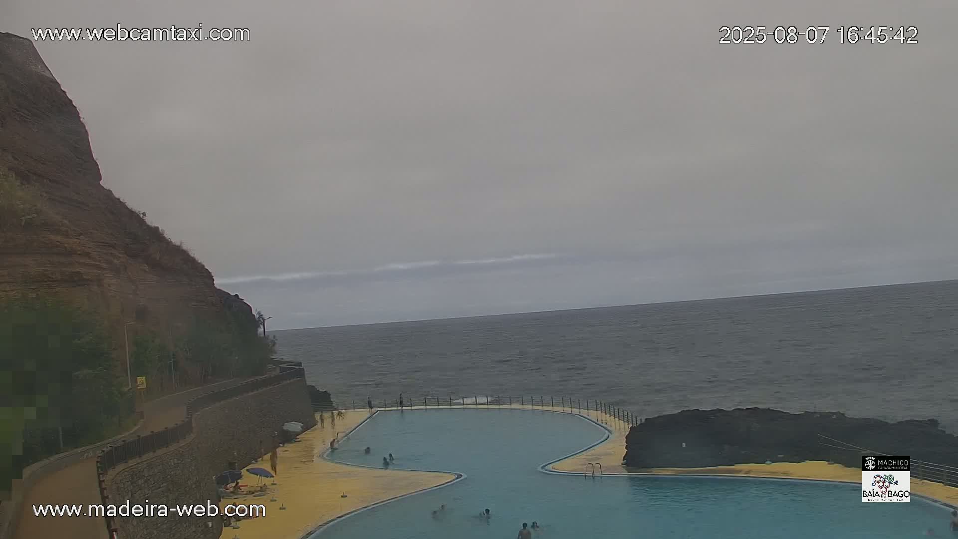 Porto da Cruz Swimming Pools & Atlantic Ocean Live Cam - Machico, Madeira, Portugal