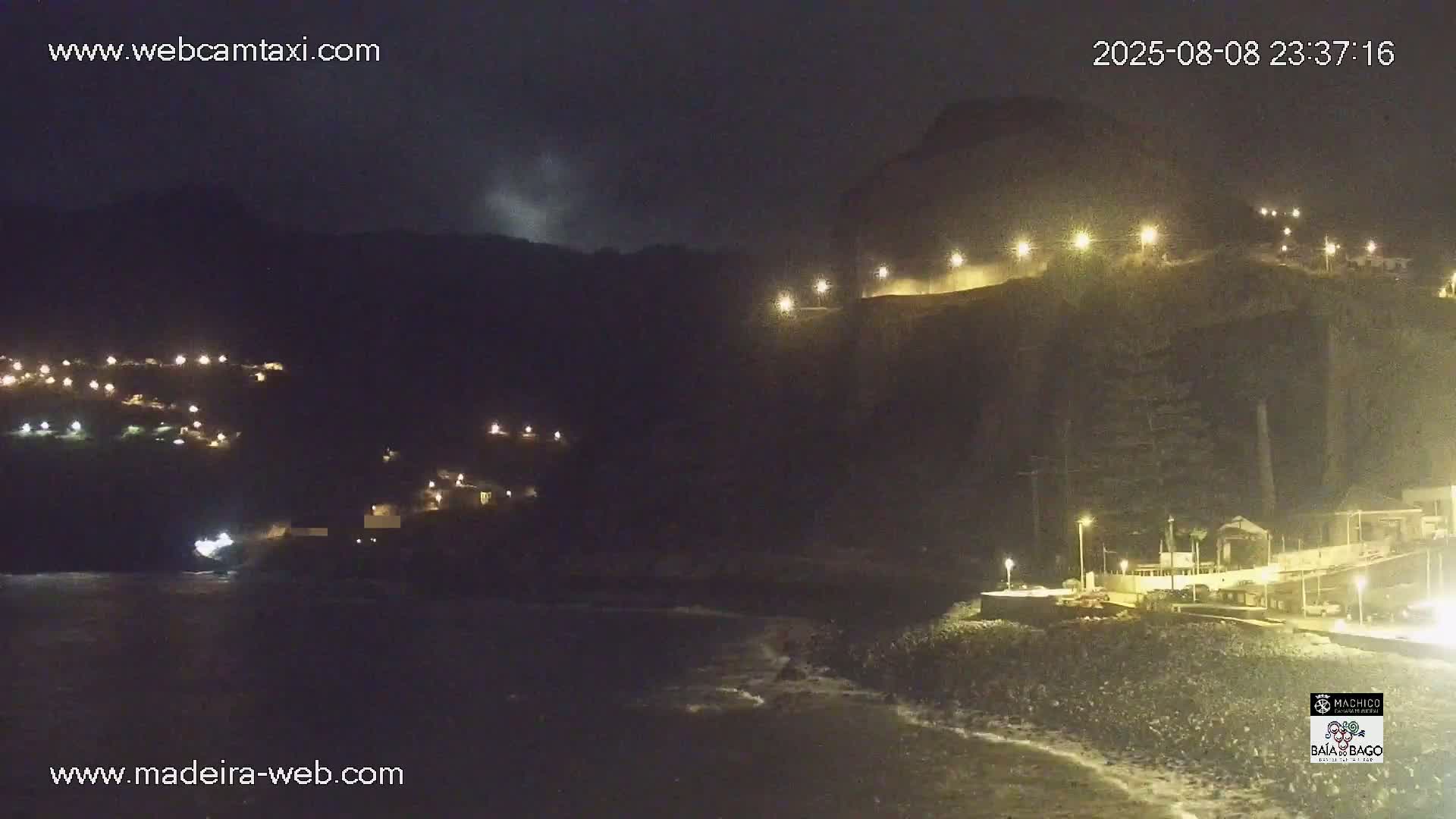 Porto da Cruz Swimming Pools & Atlantic Ocean Live Cam - Machico, Madeira, Portugal