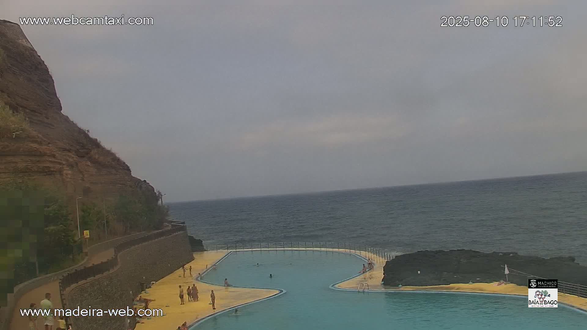 Porto da Cruz Swimming Pools & Atlantic Ocean Live Cam - Machico, Madeira, Portugal