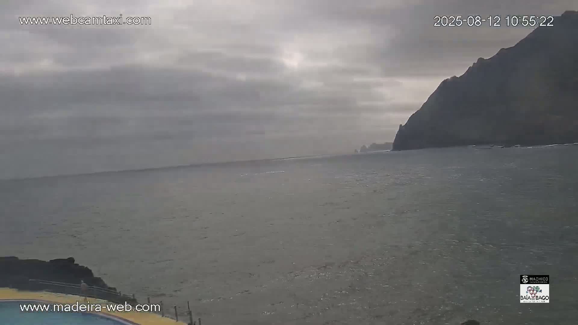 Porto da Cruz Swimming Pools & Atlantic Ocean Live Cam - Machico, Madeira, Portugal