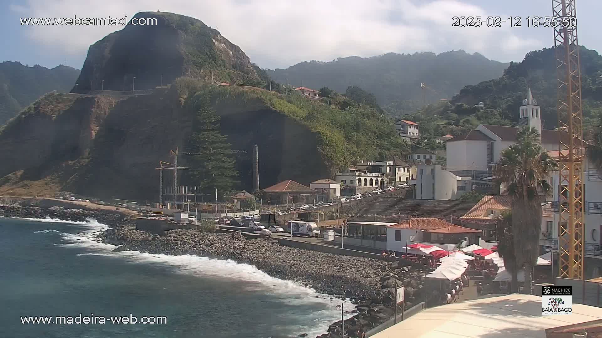 Porto da Cruz Swimming Pools & Atlantic Ocean Live Cam - Machico, Madeira, Portugal