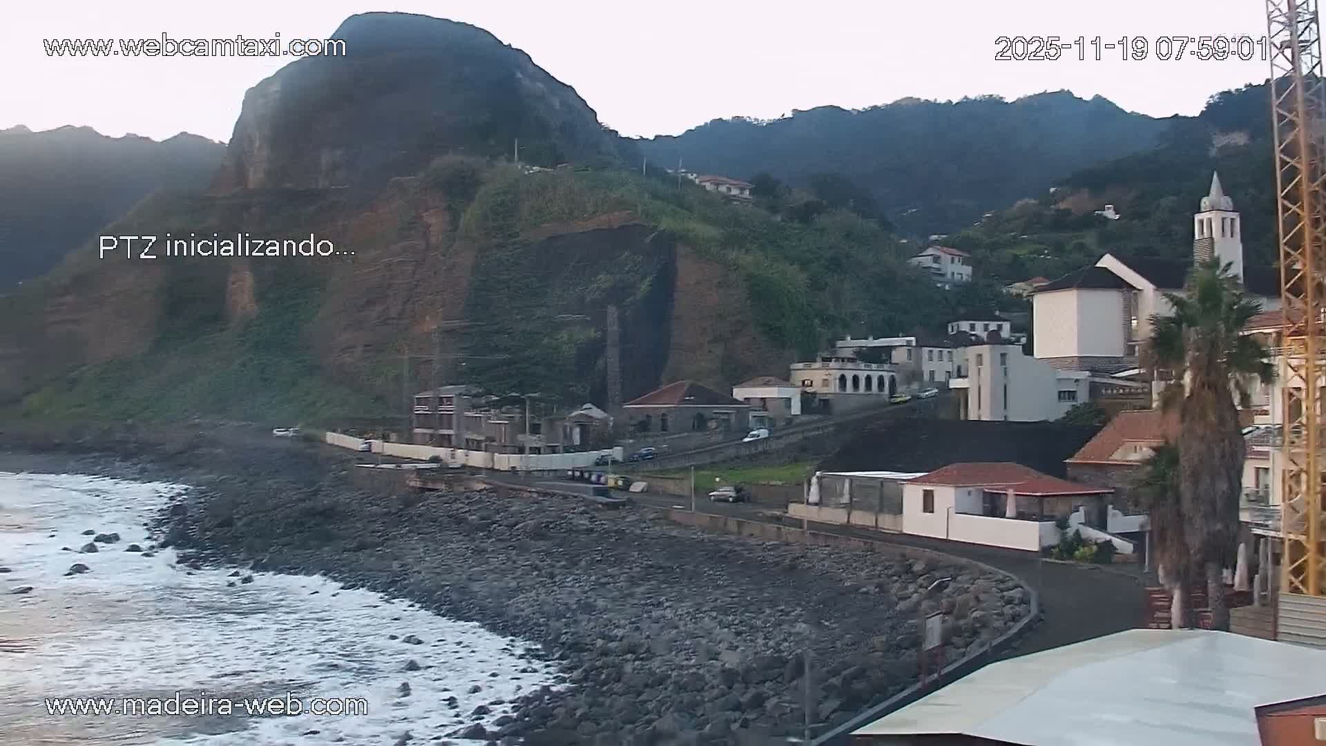 Porto da Cruz Swimming Pools & Atlantic Ocean Live Cam - Machico, Madeira, Portugal