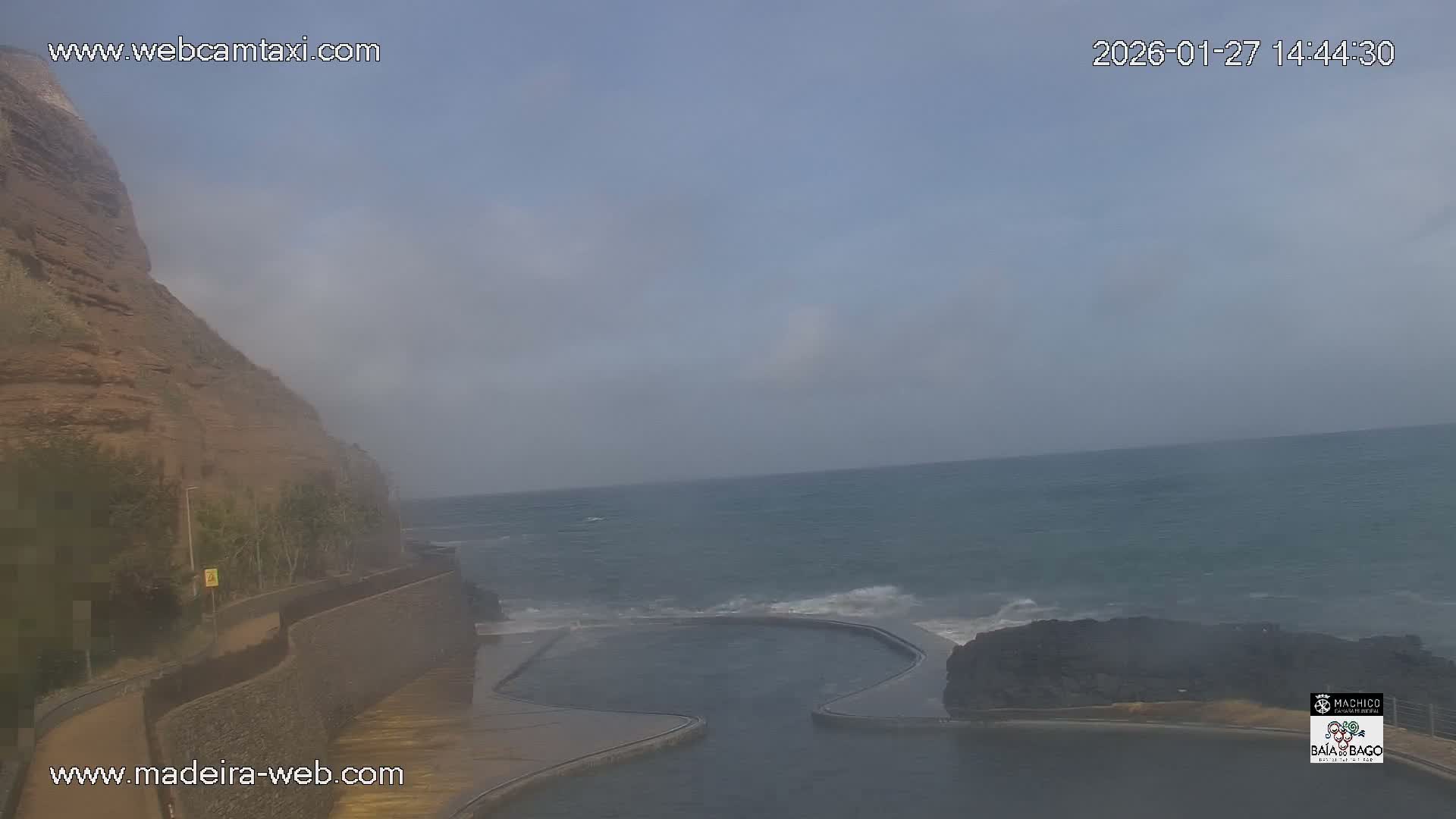 Porto da Cruz Swimming Pools & Atlantic Ocean Live Cam - Machico, Madeira, Portugal