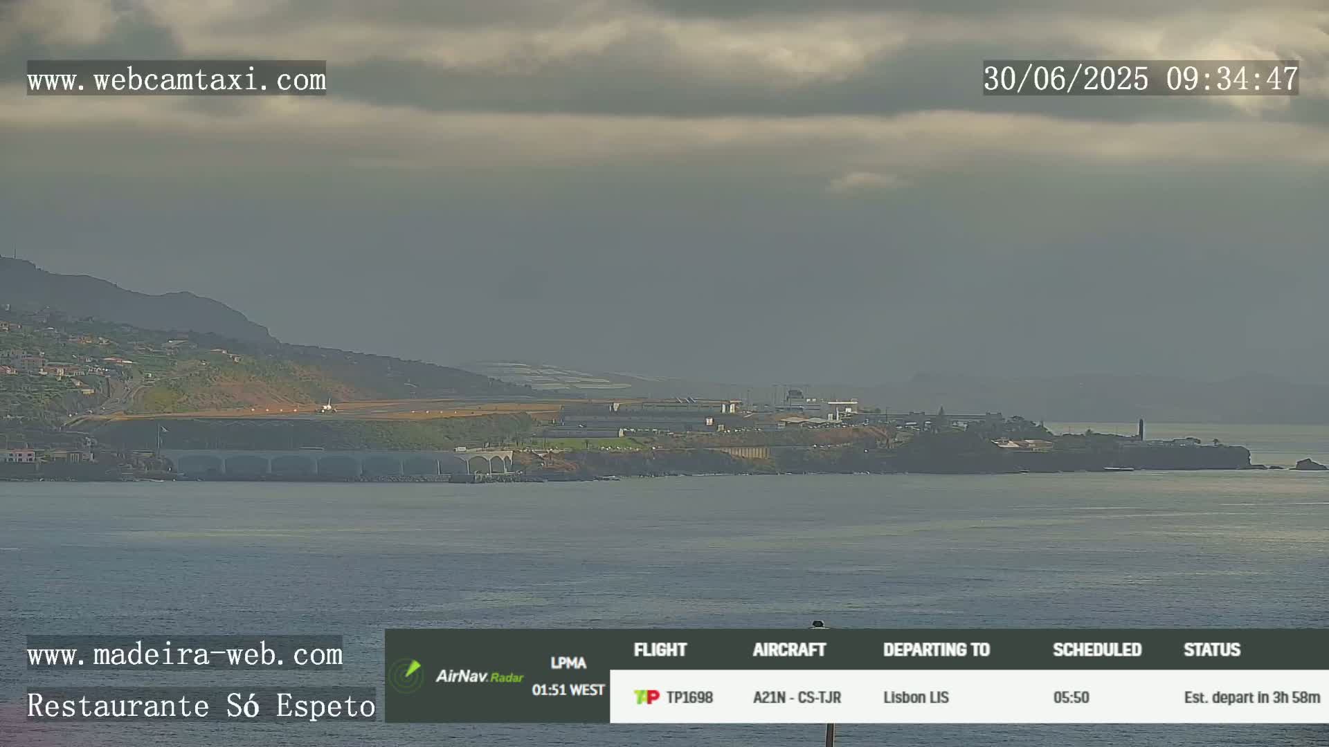 Funchal Cristiano Ronaldo Madeira  International Airport Radio & Live Cam FNC/LPMA - Santa Cruz, Madeira, Portugal