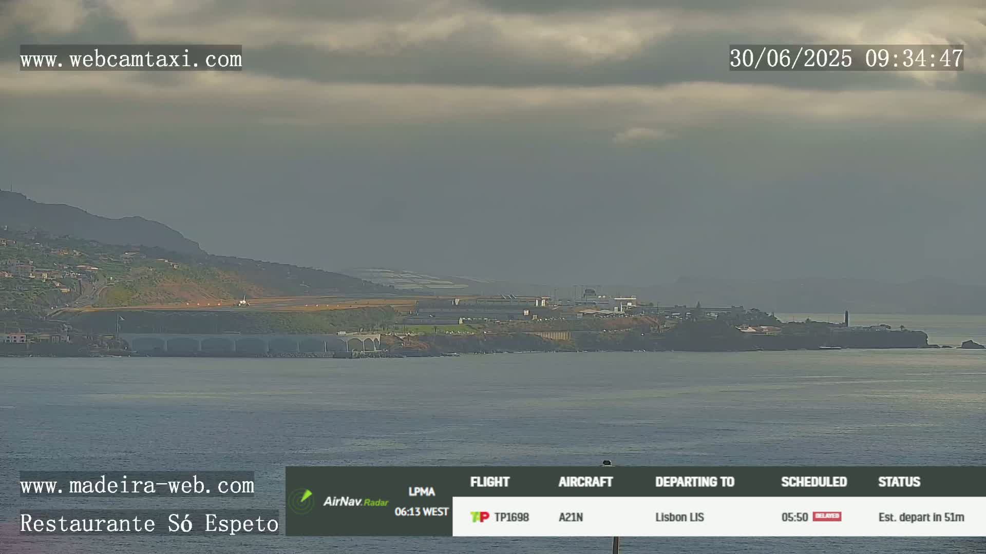 Funchal Cristiano Ronaldo Madeira  International Airport Radio & Live Cam FNC/LPMA - Santa Cruz, Madeira, Portugal