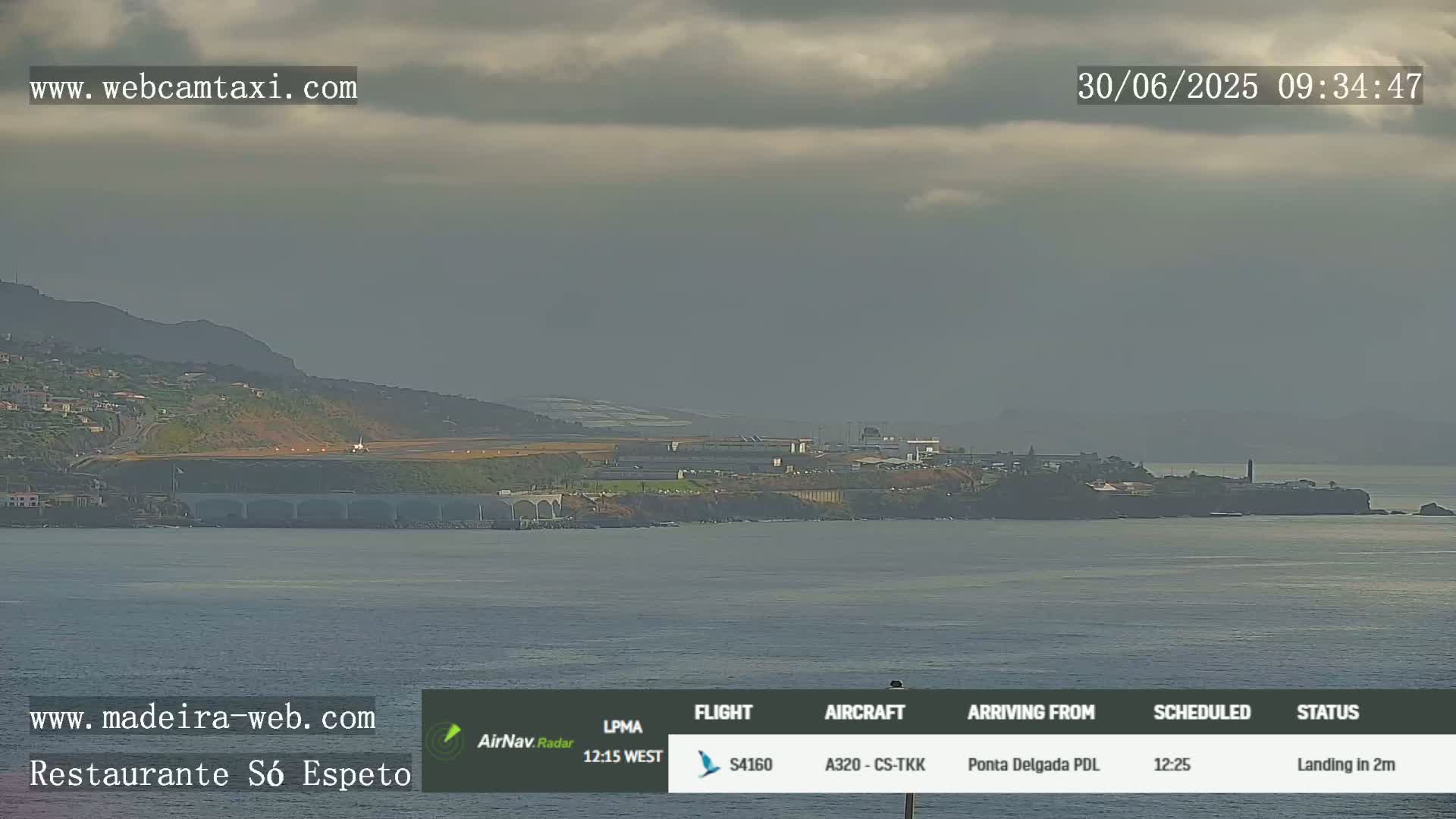 Funchal Cristiano Ronaldo Madeira  International Airport Radio & Live Cam FNC/LPMA - Santa Cruz, Madeira, Portugal